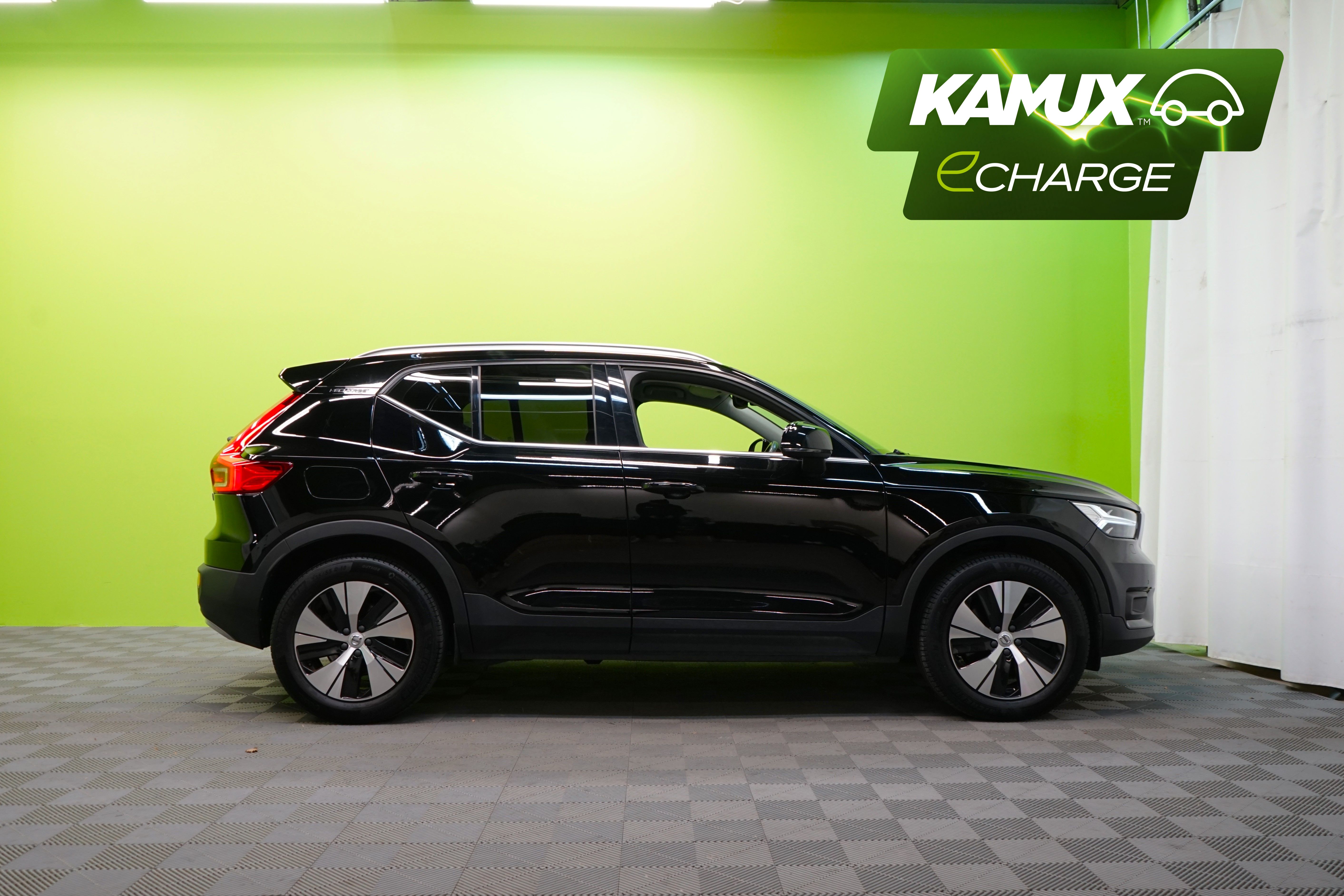 Volvo XC40 2021, bild 2/30