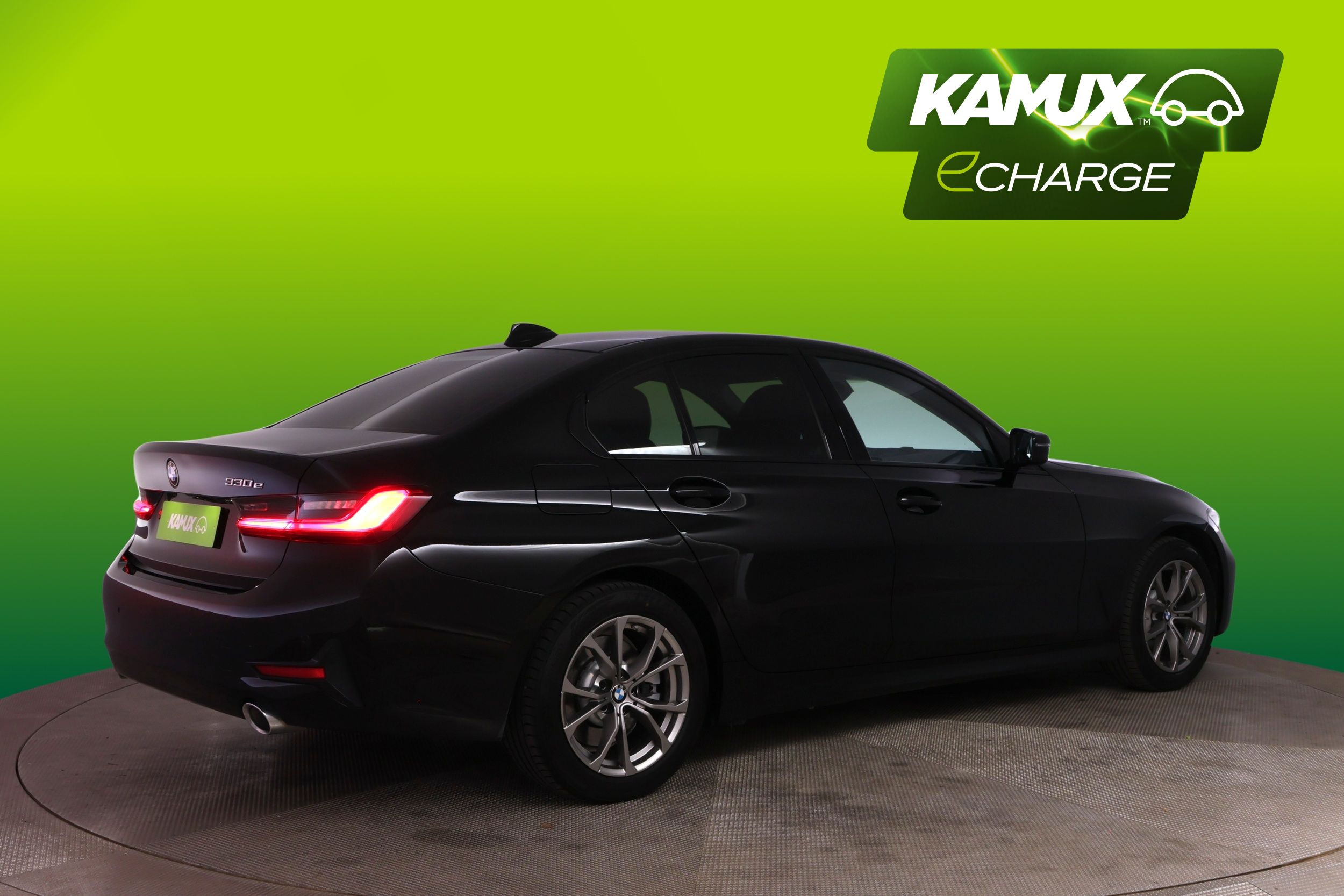 BMW 330 G20 Sedan 330e iPerfomance 2020, bild 2/27