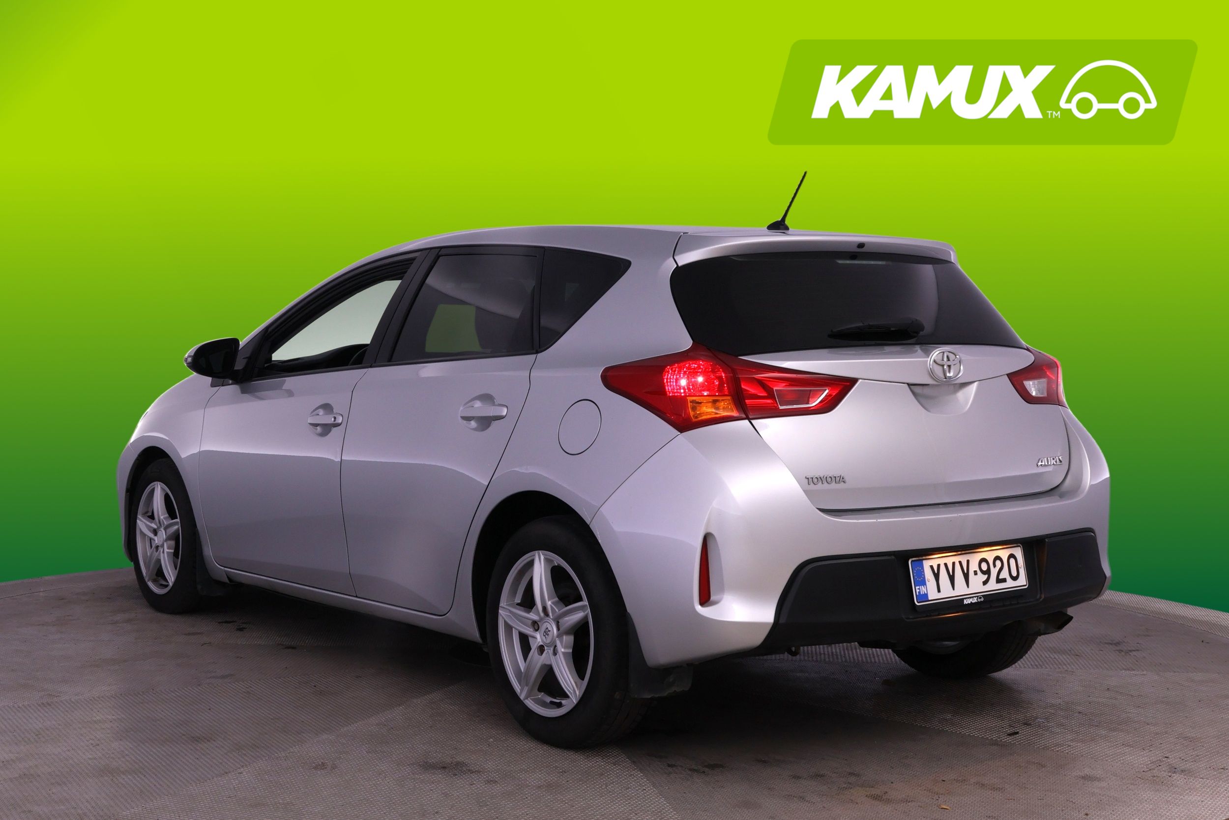 Toyota Auris 1,33 Dual VVT-i Life 5ov 2013, bild 4/20