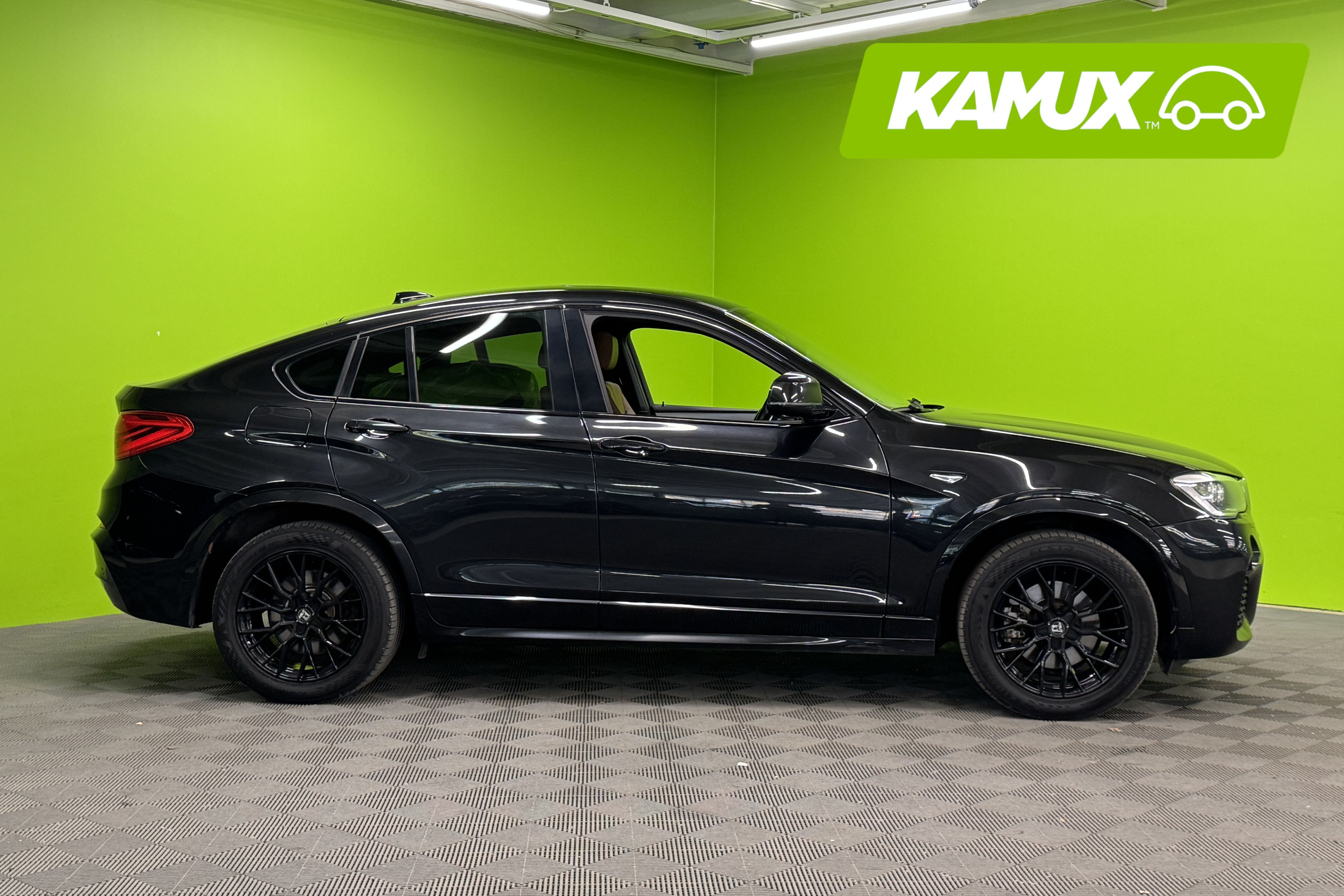BMW X4 F26 xDrive20d A M SPORT 2014, bild 2/24