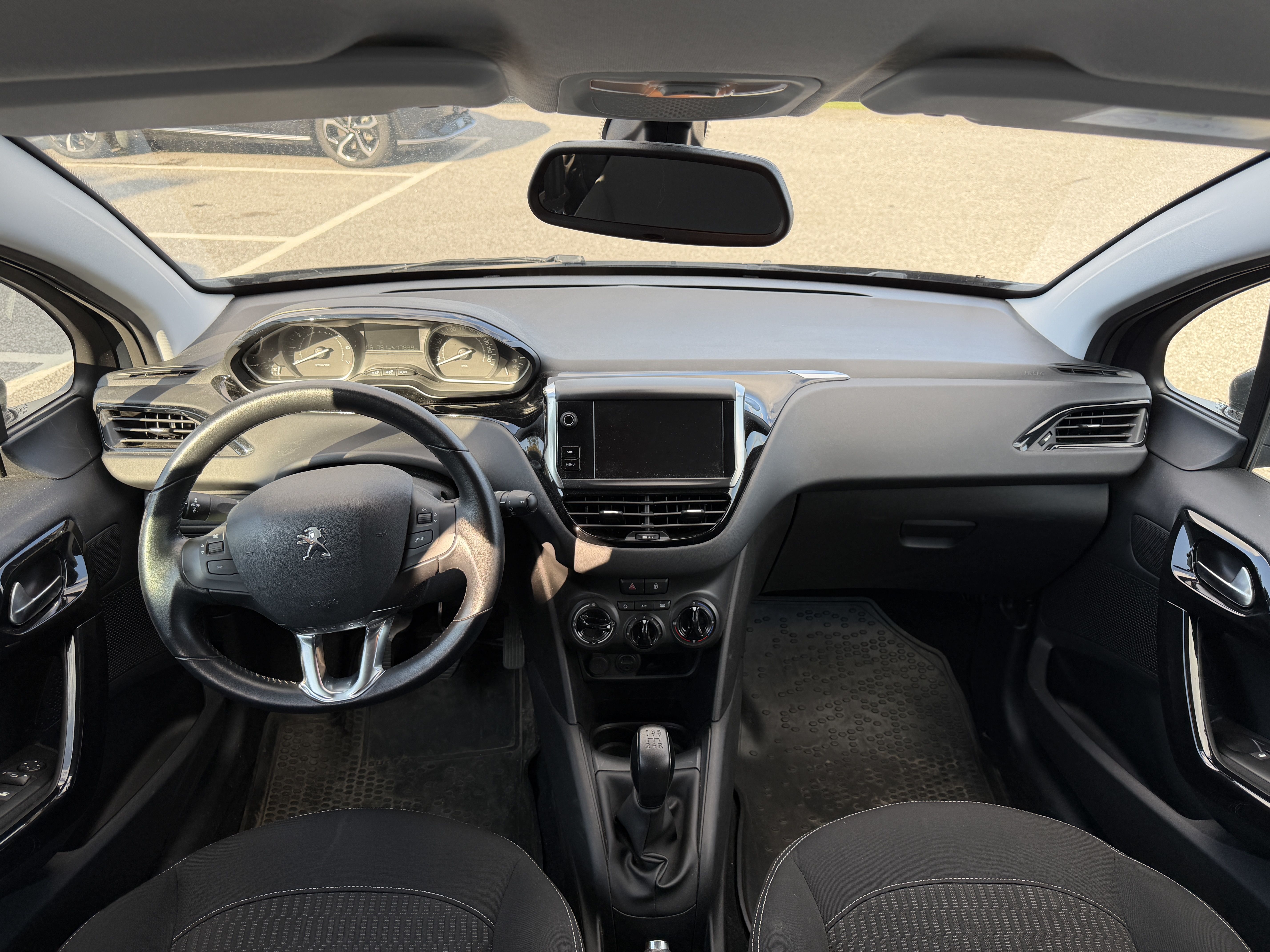 Peugeot 208 Active PureTech 82 5-ov 2018, bild 5/5