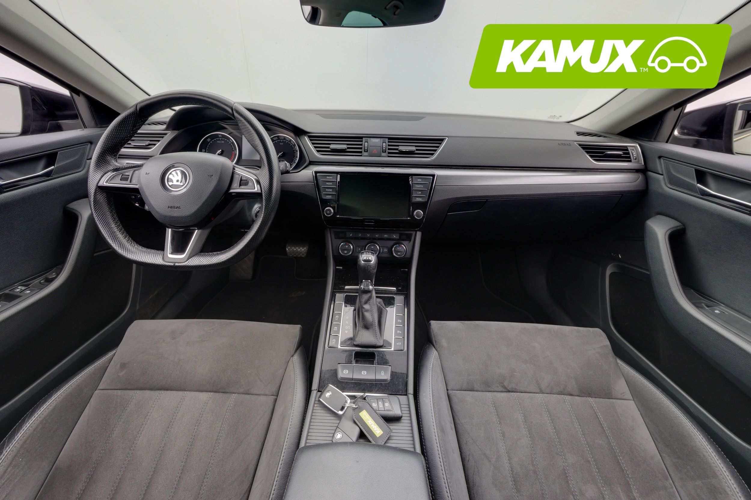 Skoda Superb 2017, bild 7/19