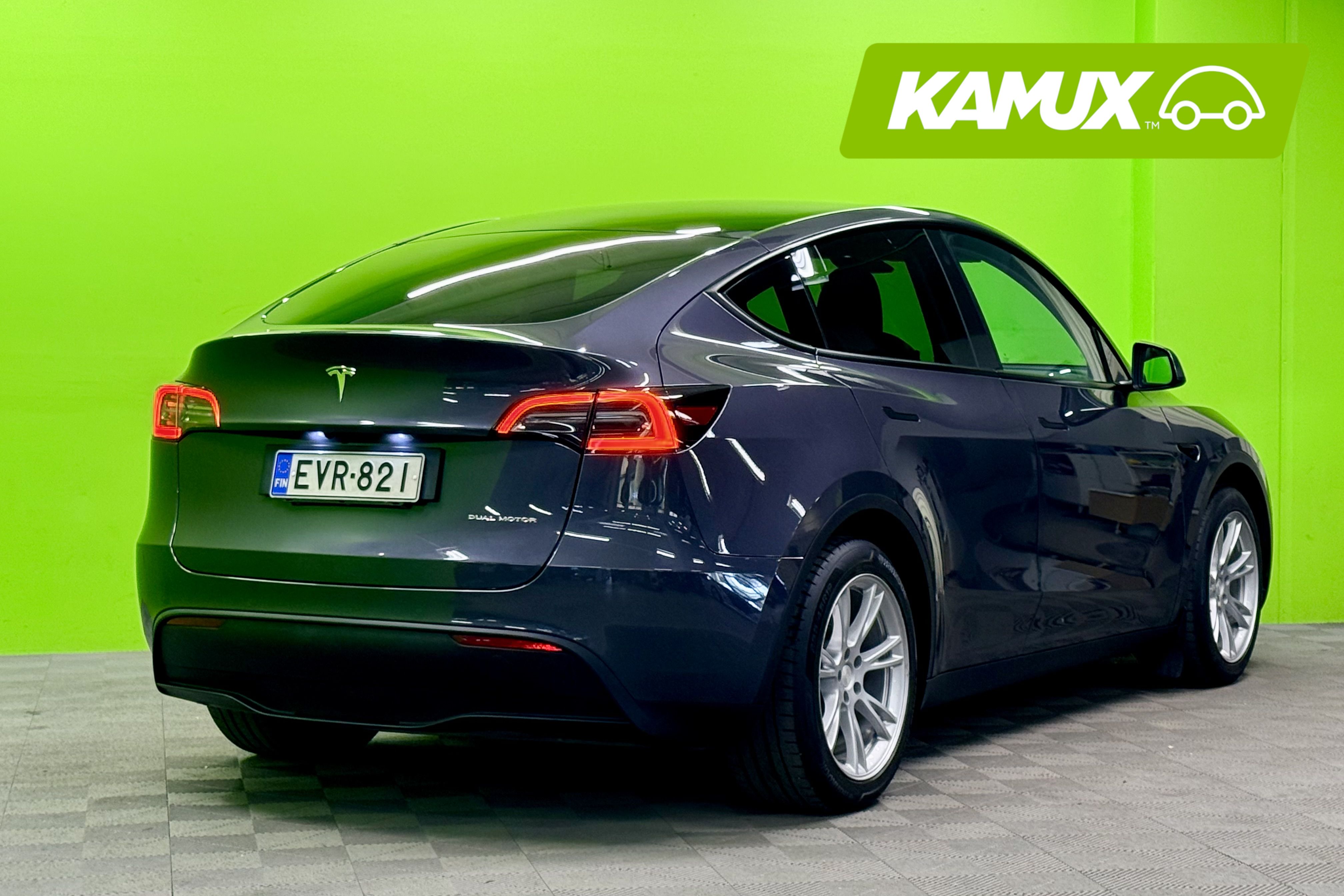 Tesla Model Y Long Range AWD 2022, bild 2/23