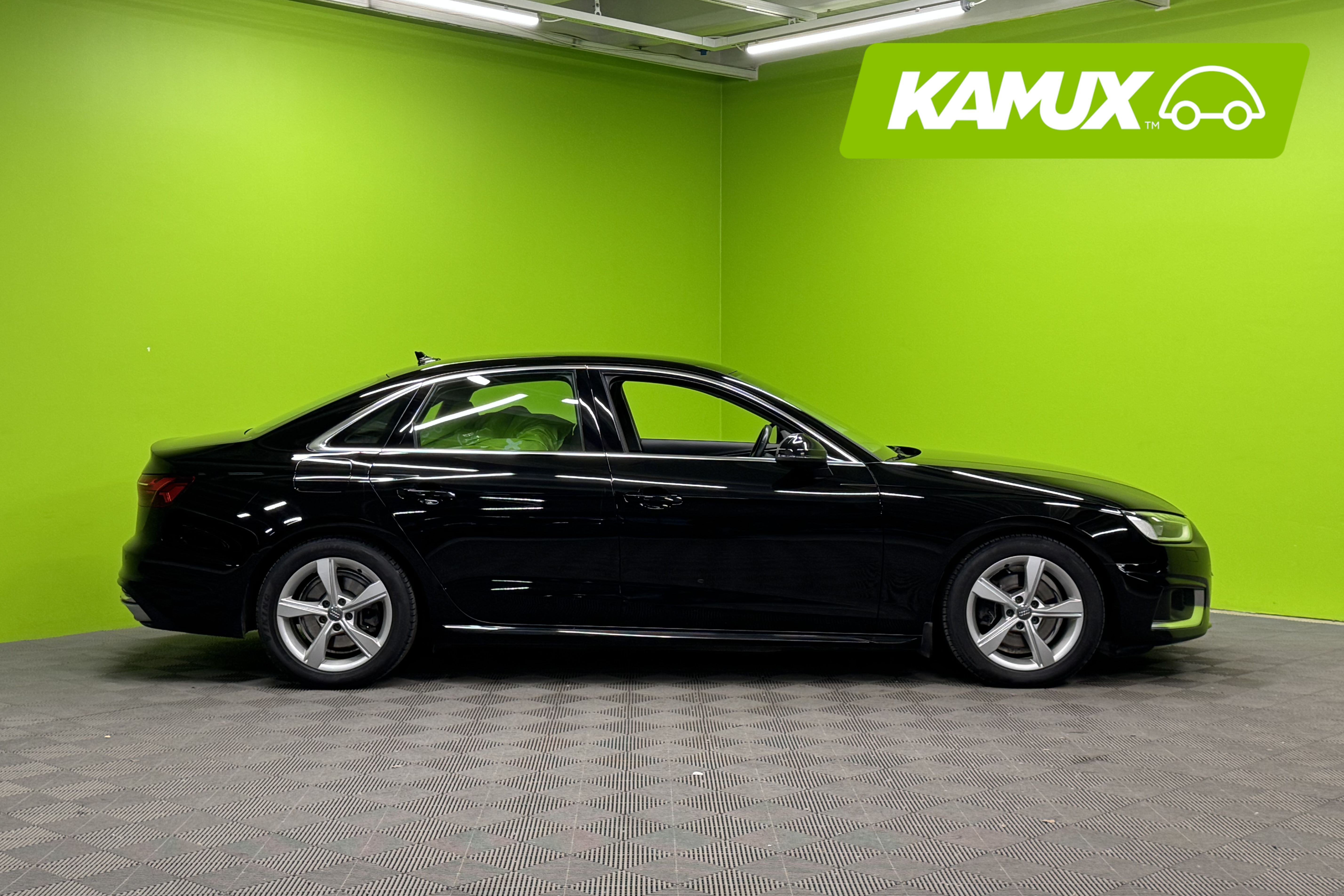 Audi A4 2020, bild 2/27