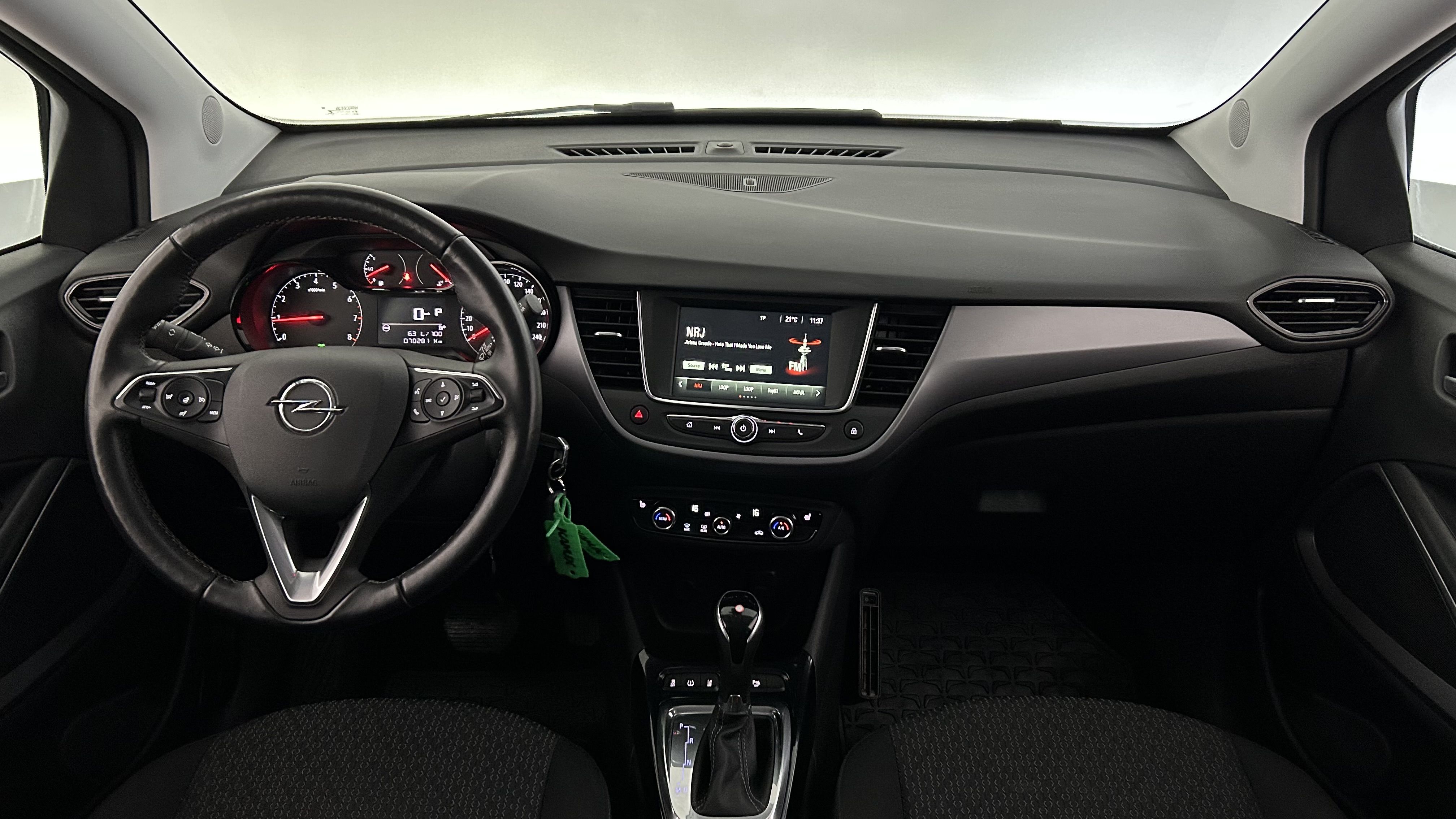 Opel Crossland X 2020, bild 7/21