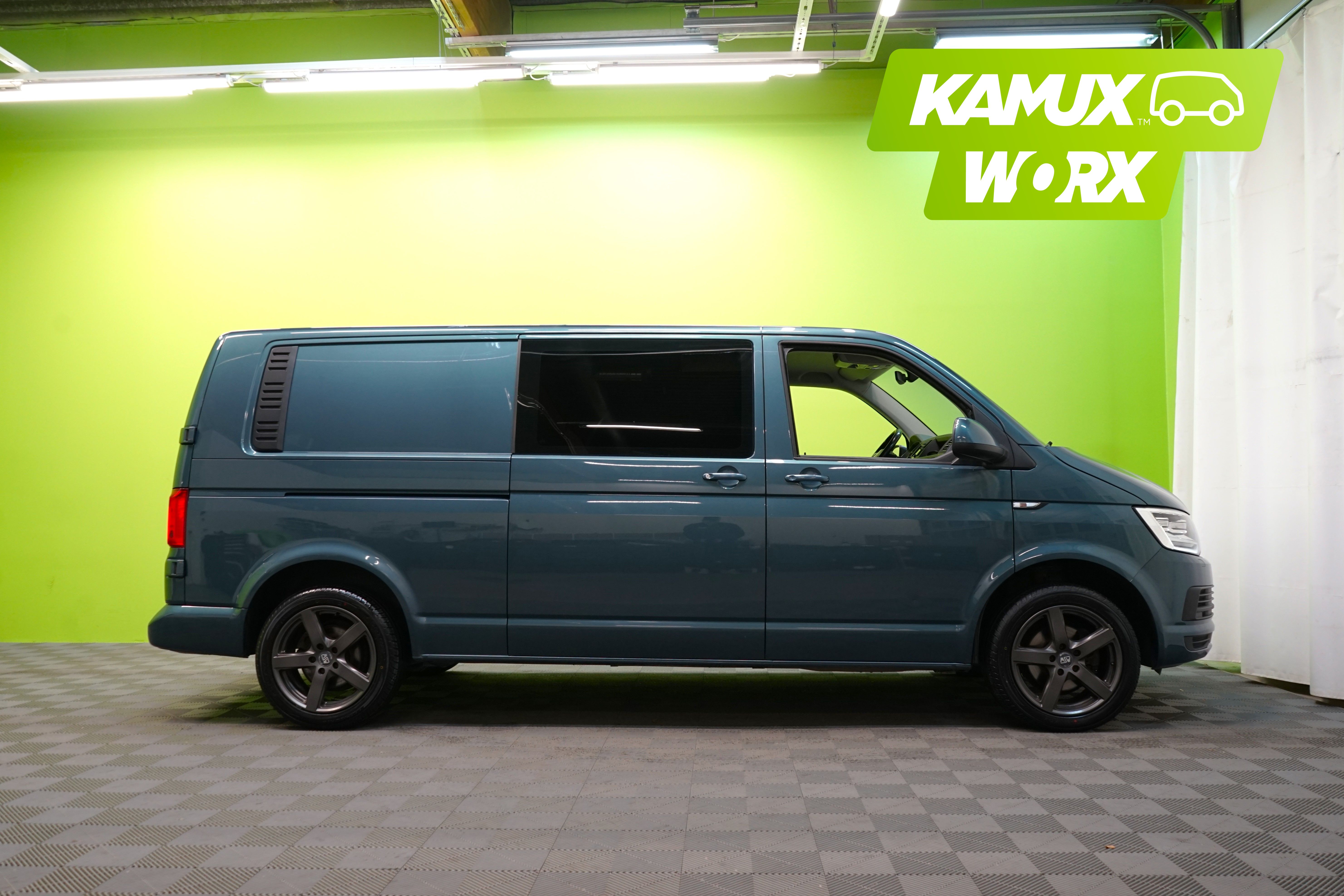 Volkswagen Transporter 2018, bild 2/27