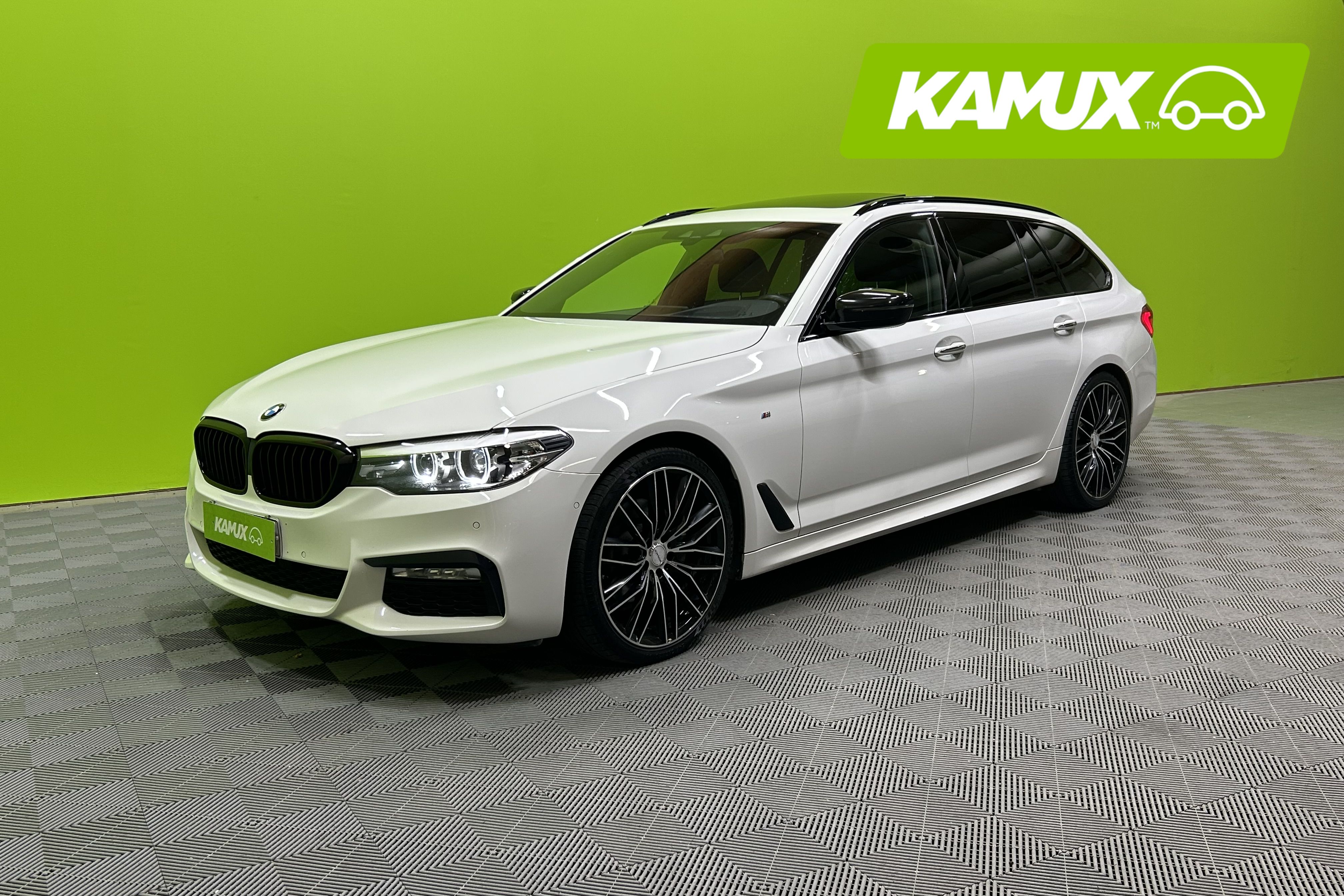 BMW 520 G31 Touring A xDrive M-Sport 2018, bild 4/26