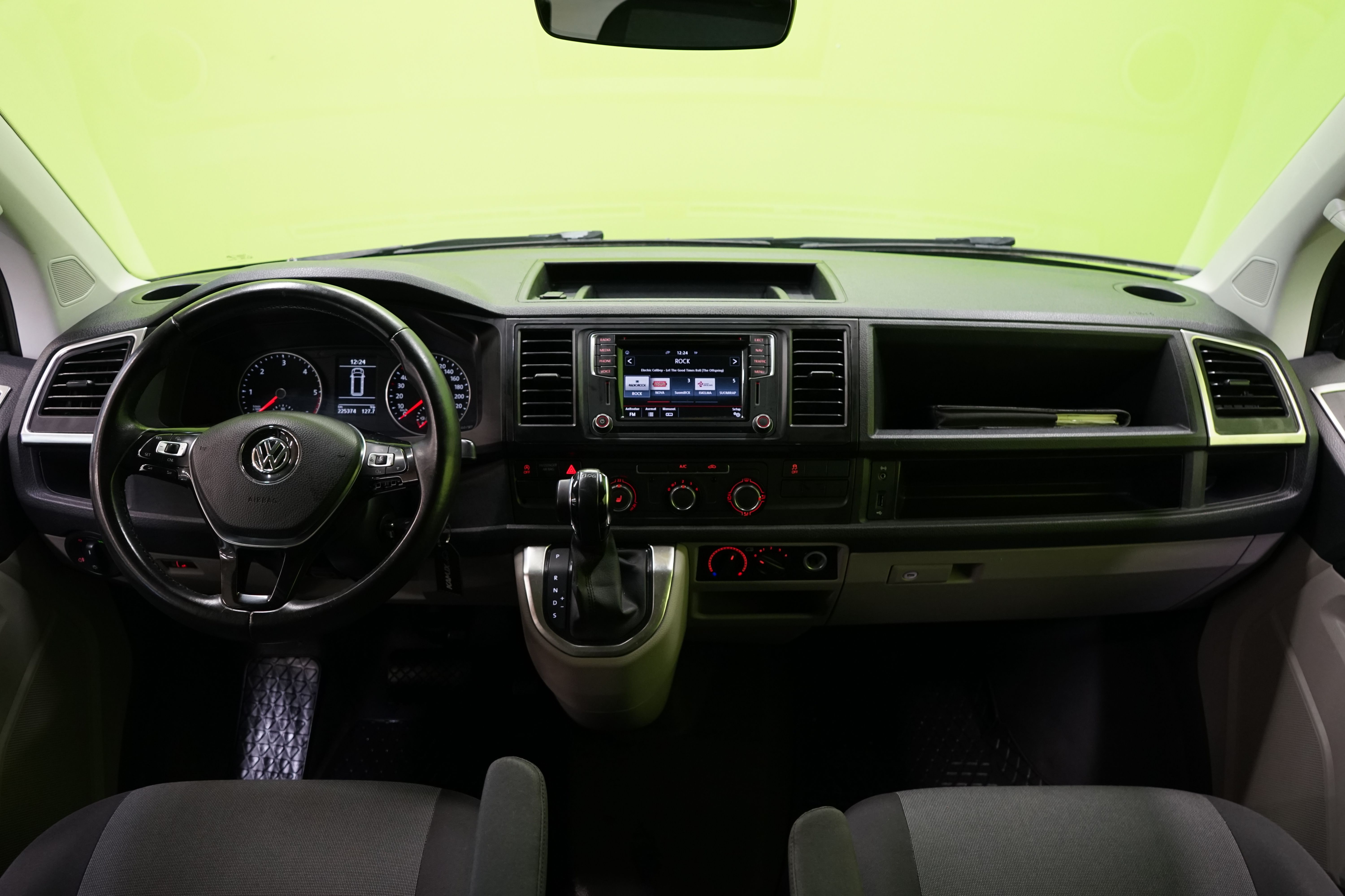 Volkswagen Transporter 2017, bild 7/21