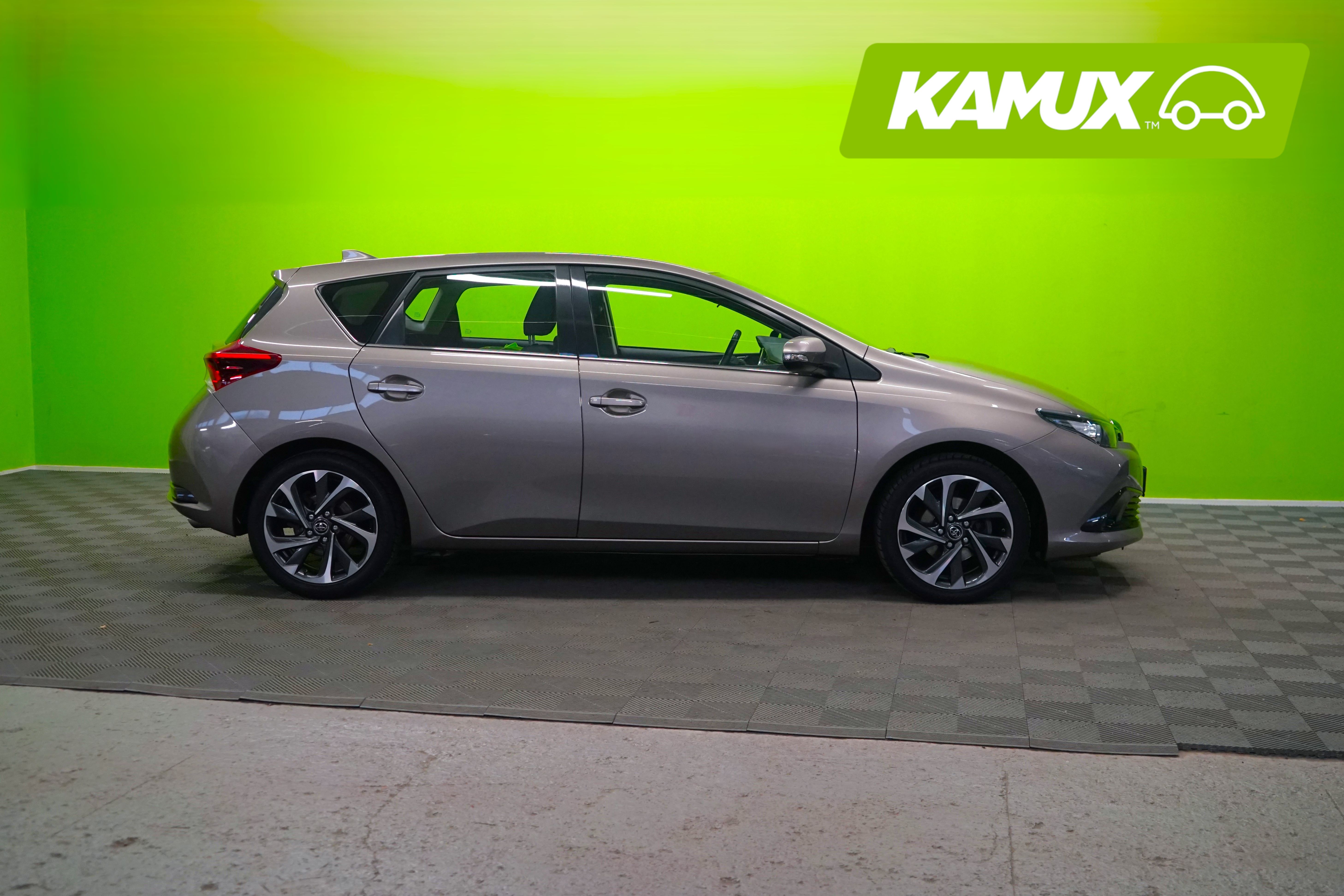 Toyota Auris 1.2 T Comfort 2016, bild 2/20