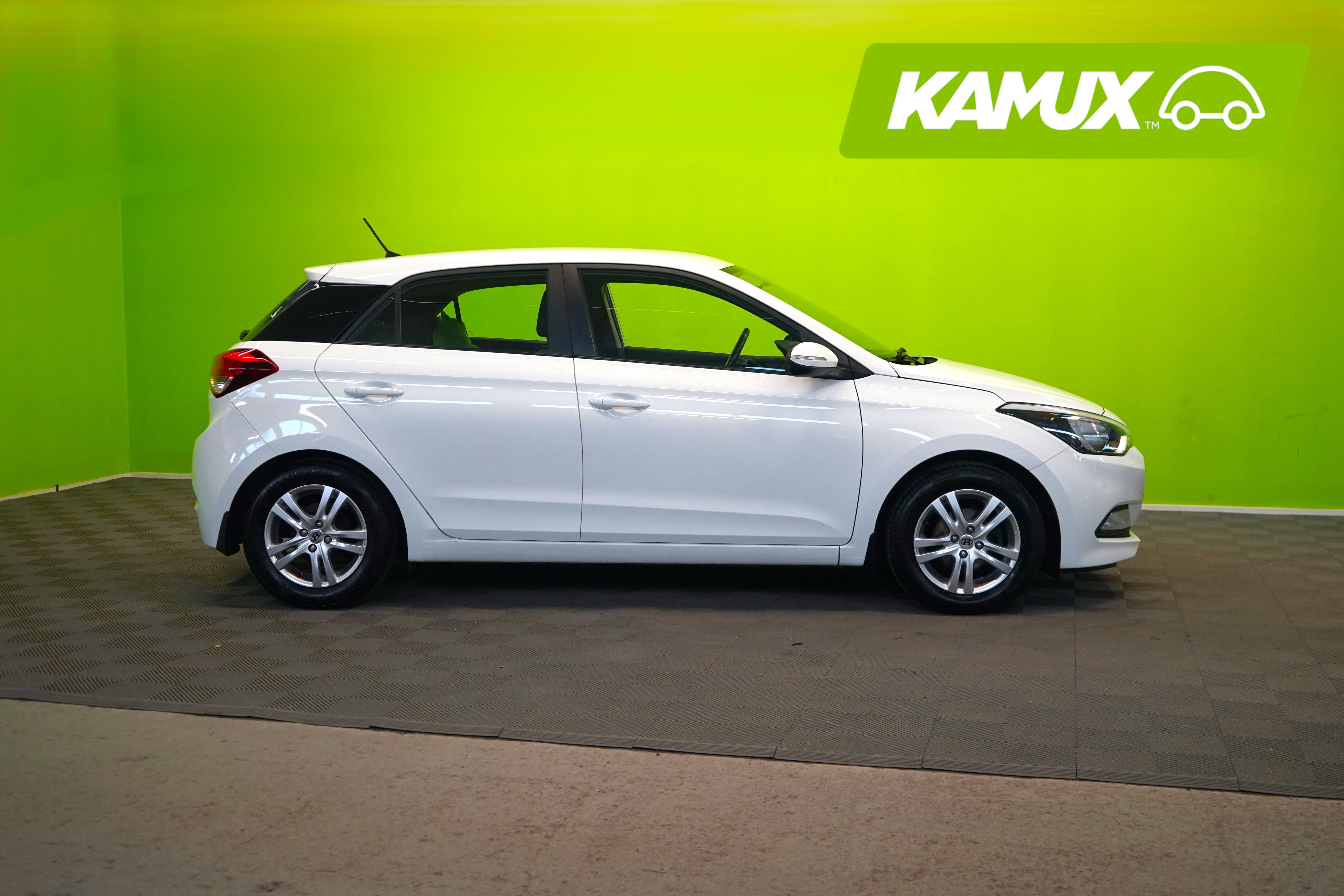 Hyundai i20 1,2 5MT ISG Classic 2017, bild 2/17