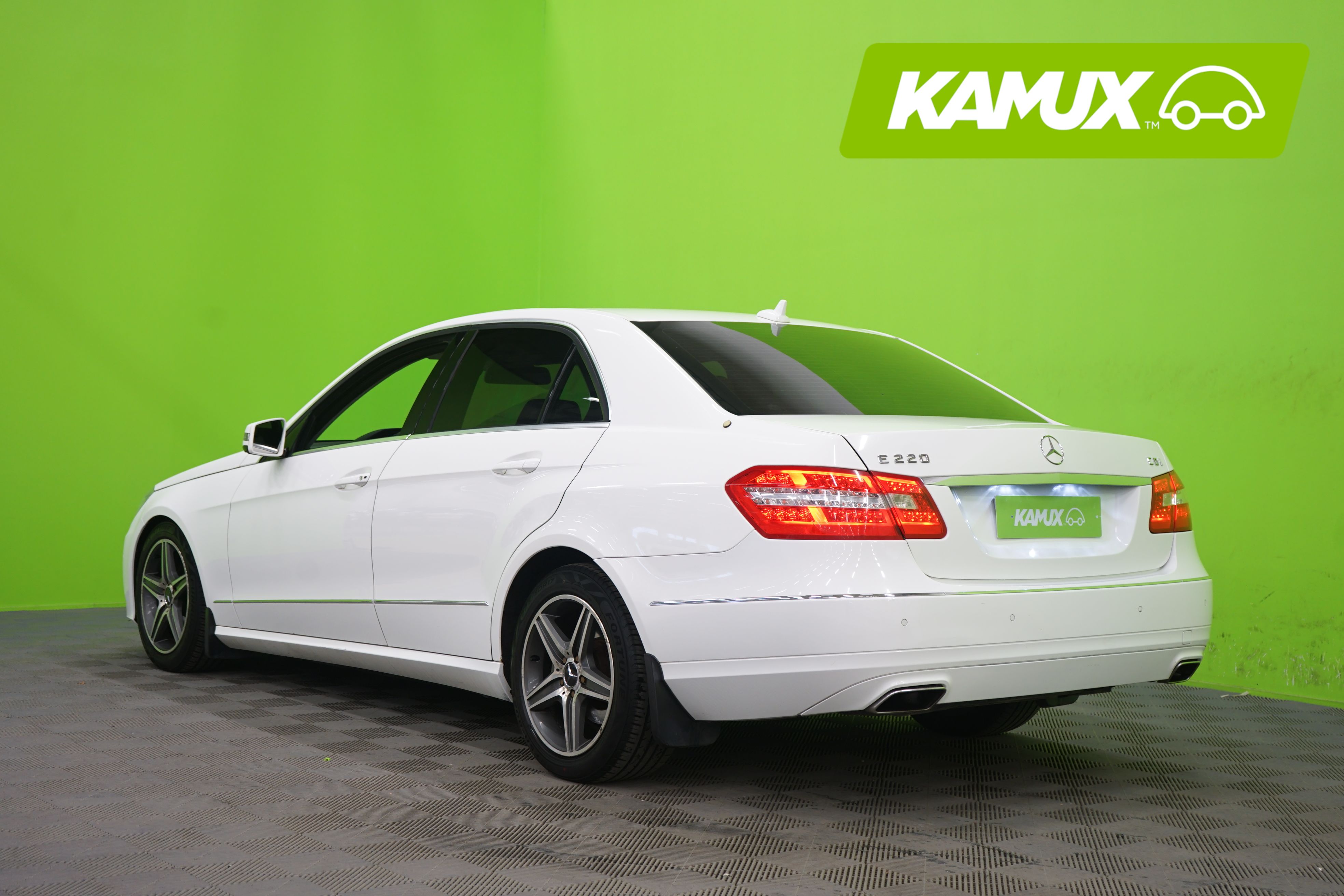 Mercedes-Benz E 2012, bild 4/21
