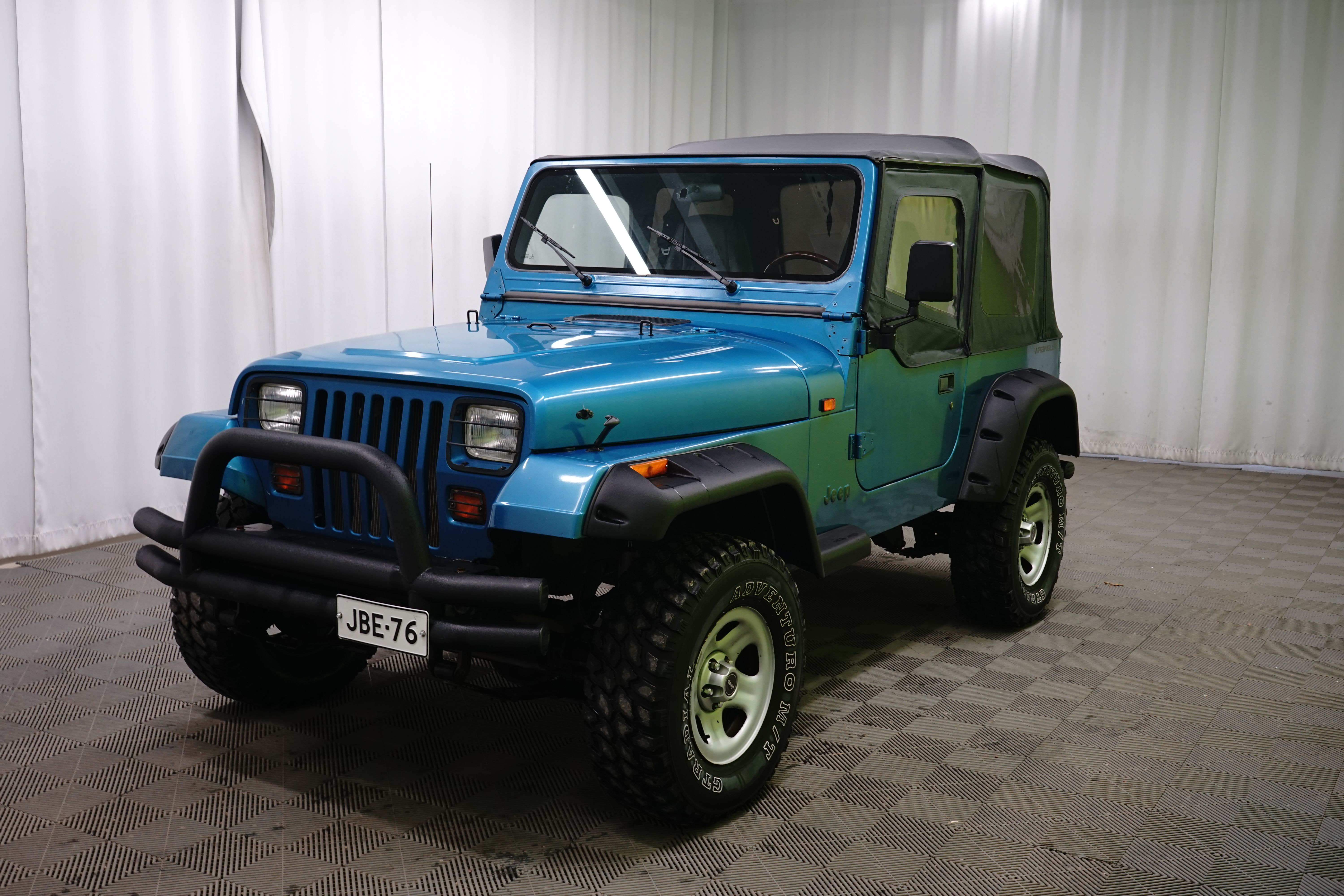 Jeep Wrangler 4,0 Laredo 3d aut. 1993, bild 4/20