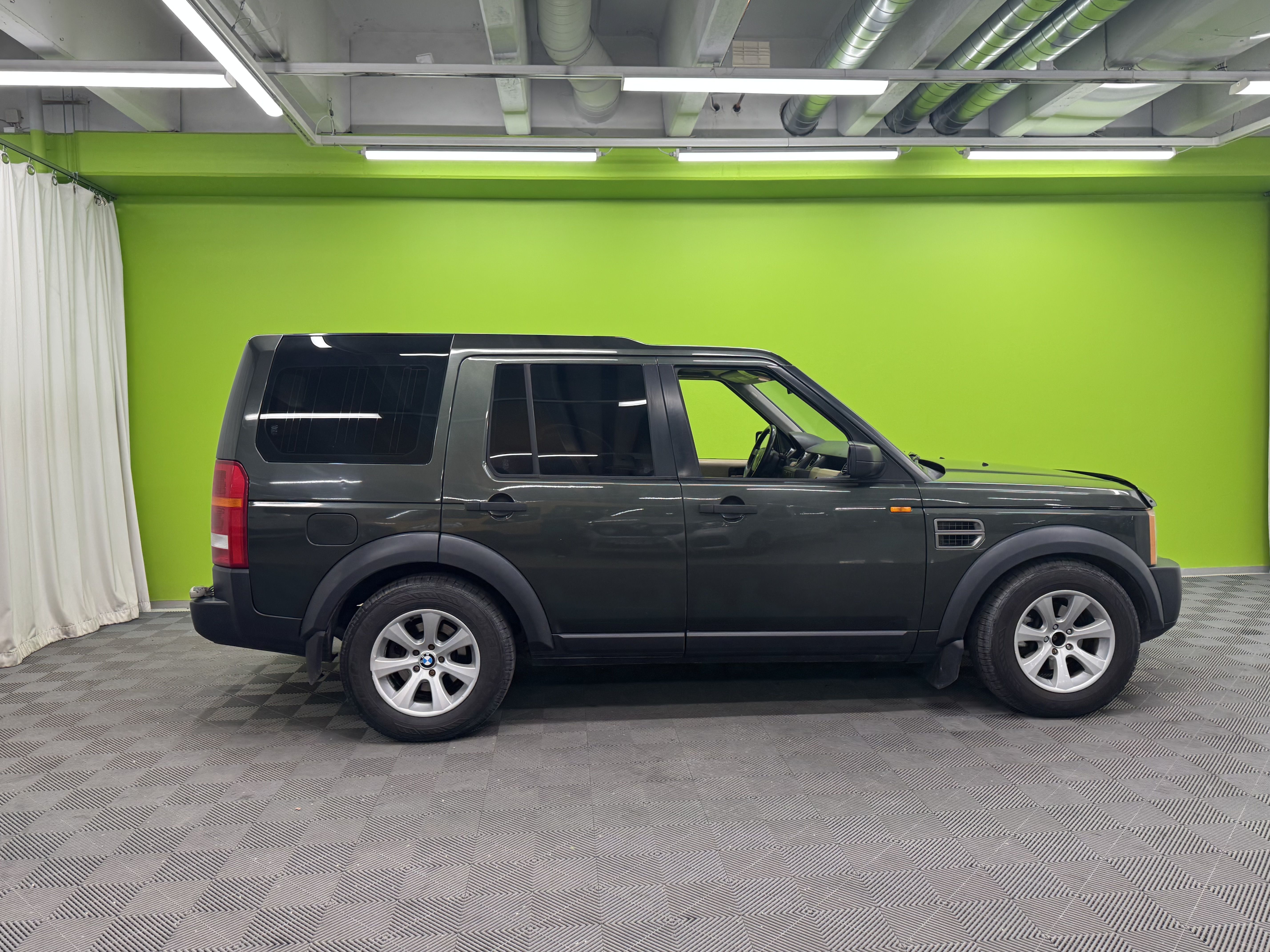 Land Rover Discovery 2.7 TDV6 S Aut 2005, bild 2/24