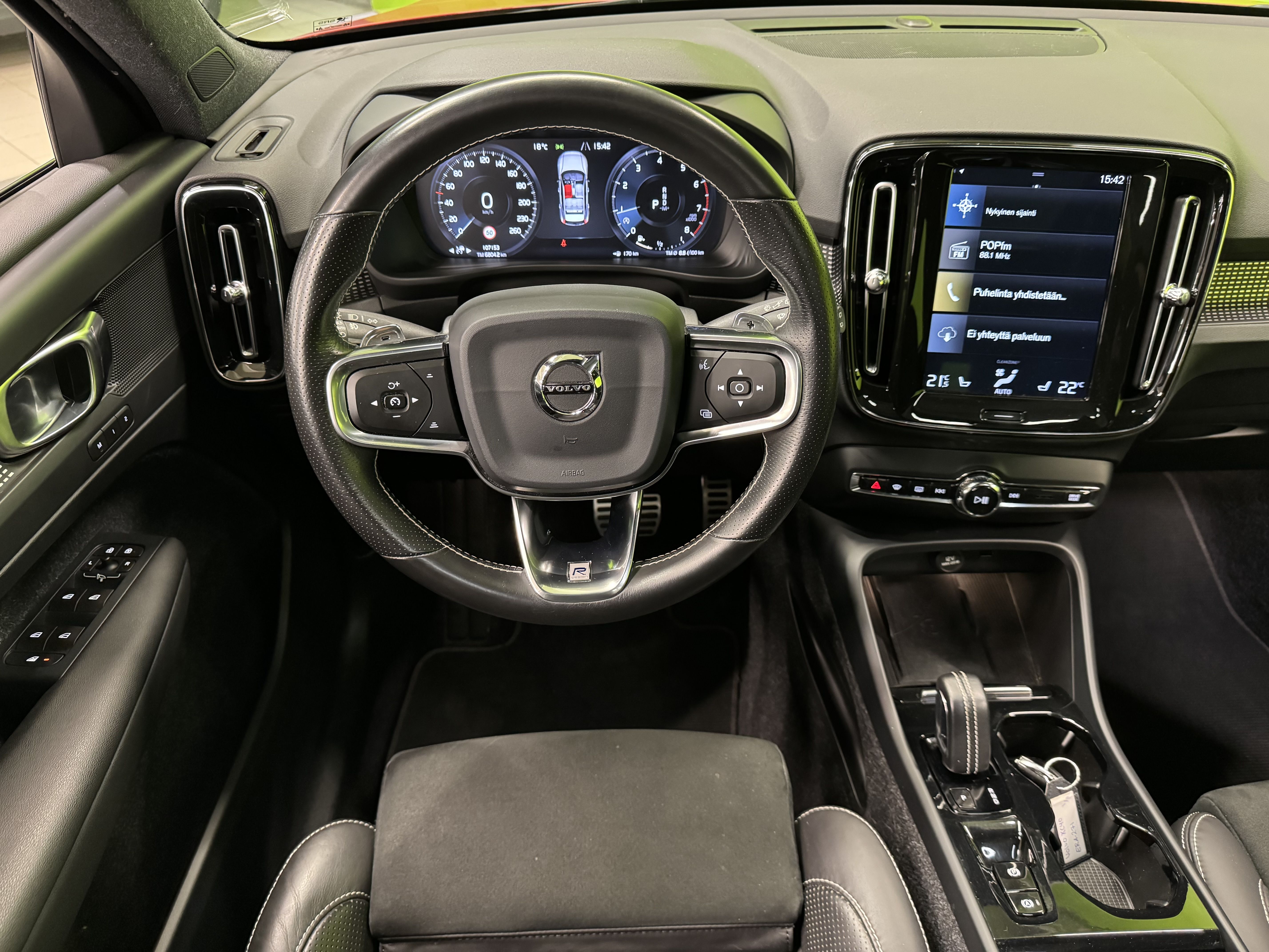 Volvo XC40 T4 AWD R-Design aut 2019, bild 7/27