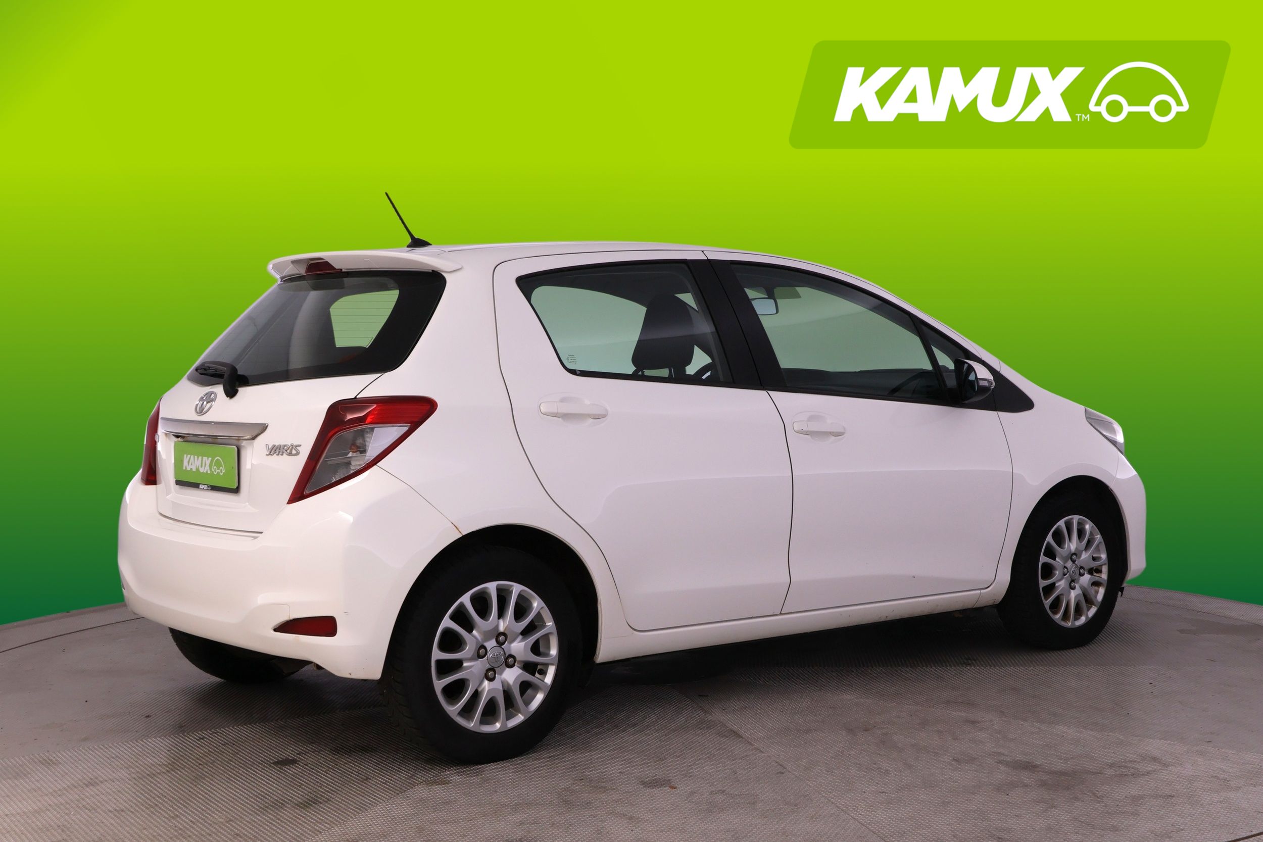 Toyota Yaris 1,33 Dual VVT-i Style 5ov 2012, bild 2/21