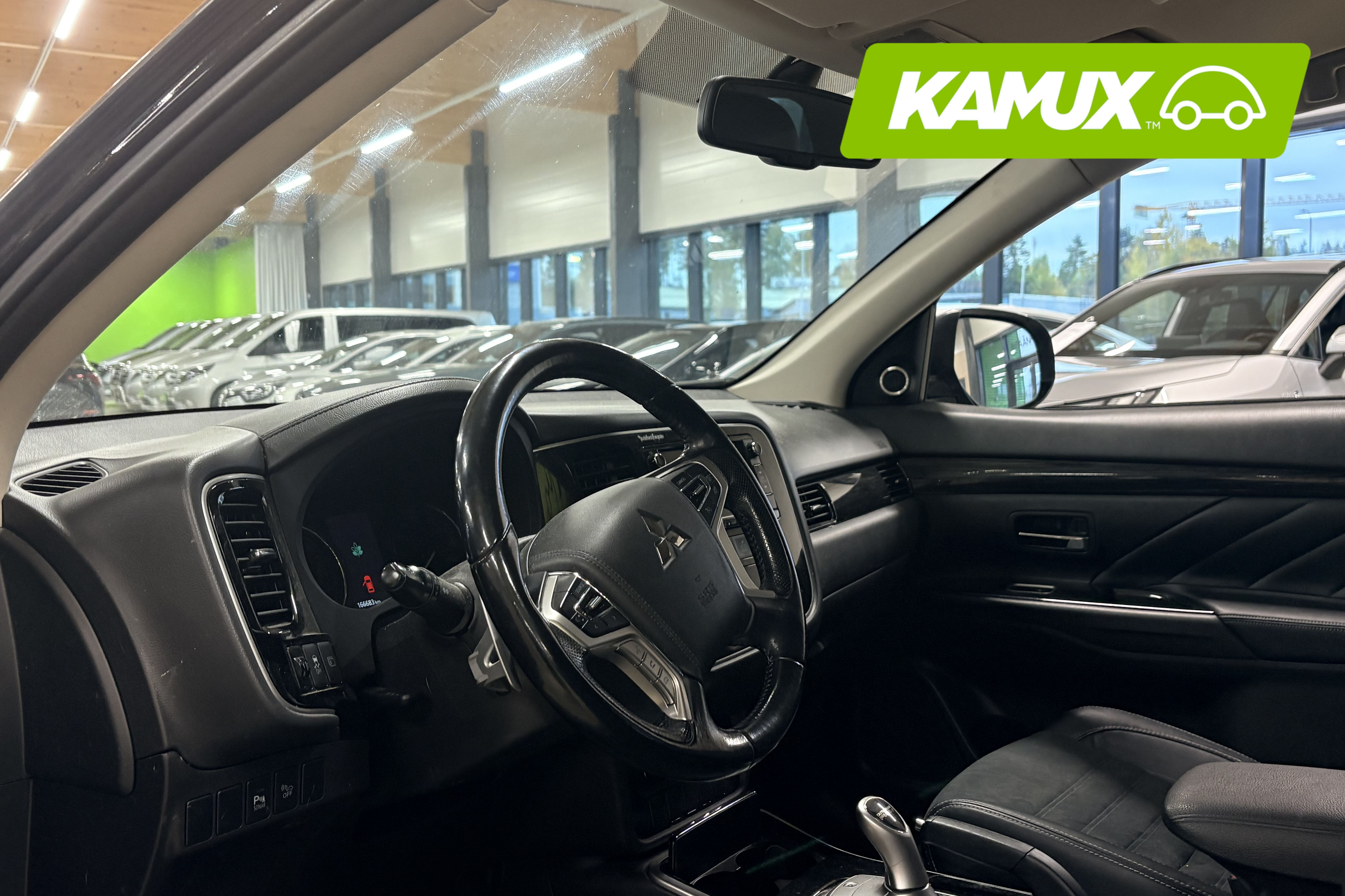 Mitsubishi Outlander 2.0 PHEV Basis 4WD 2016, bild 5/11