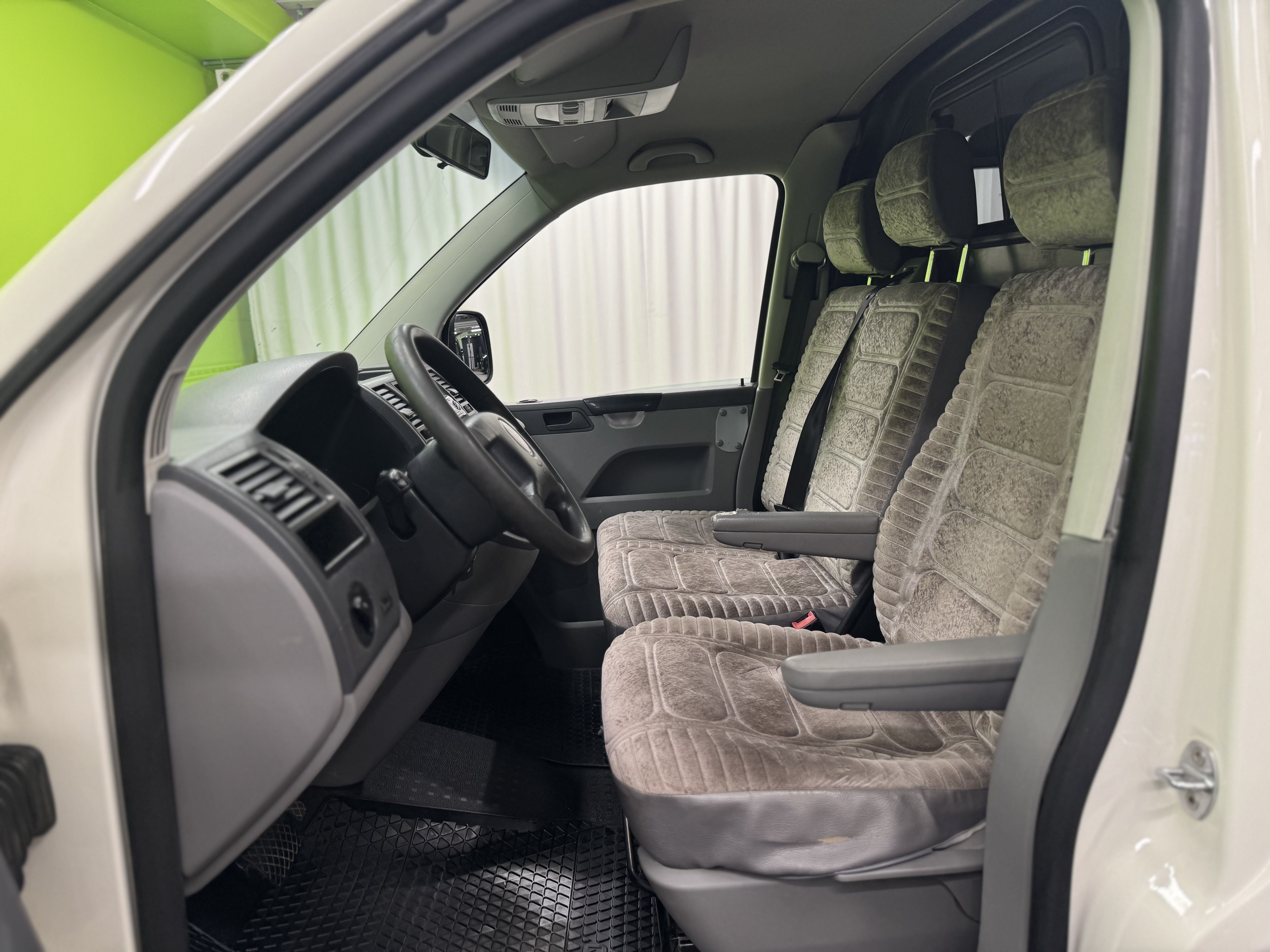 Volkswagen Transporter 2006, bild 6/17