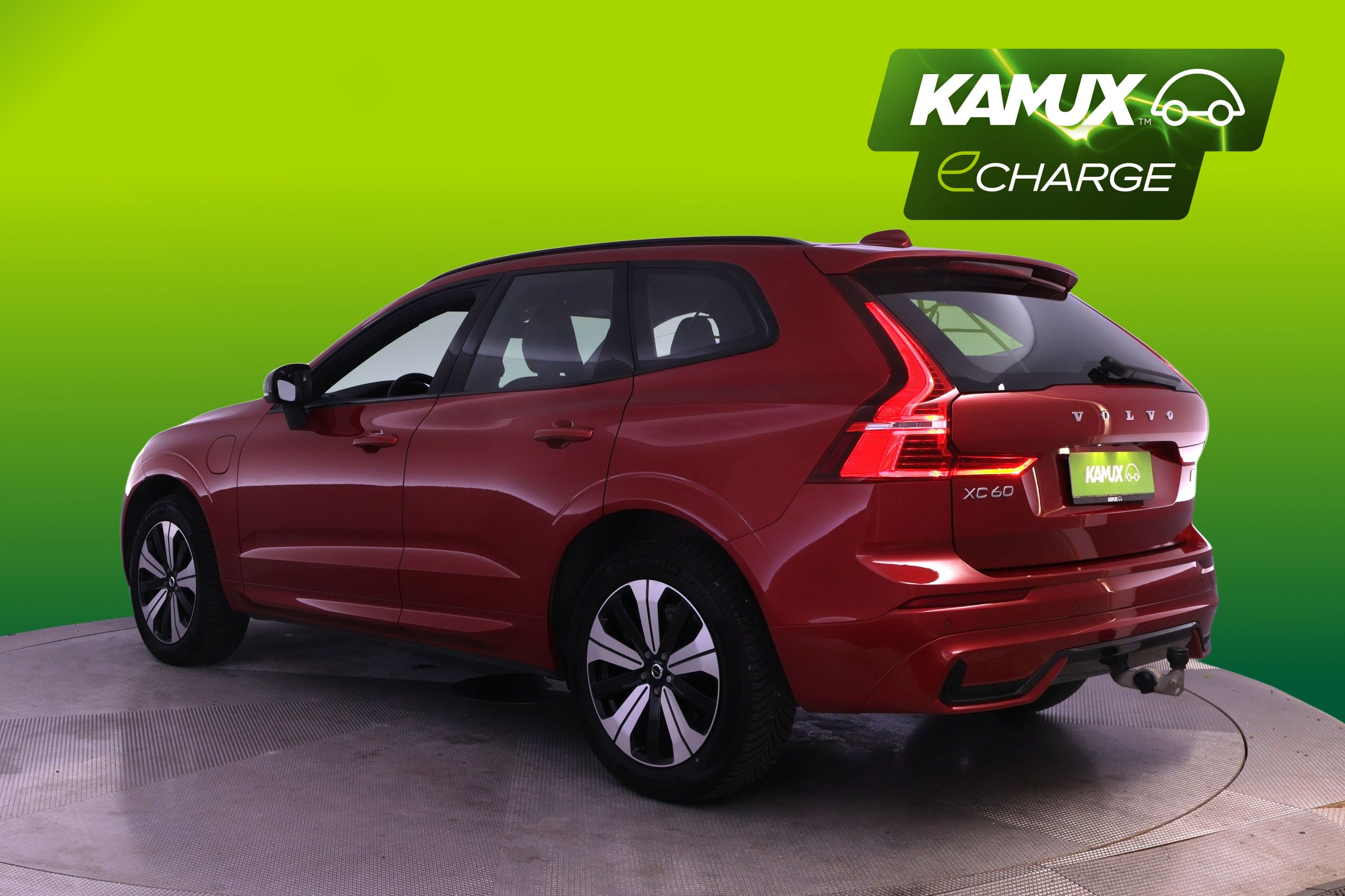 Volvo XC60 T6 AWD Plus Dark Plug-In 2023, bild 4/28