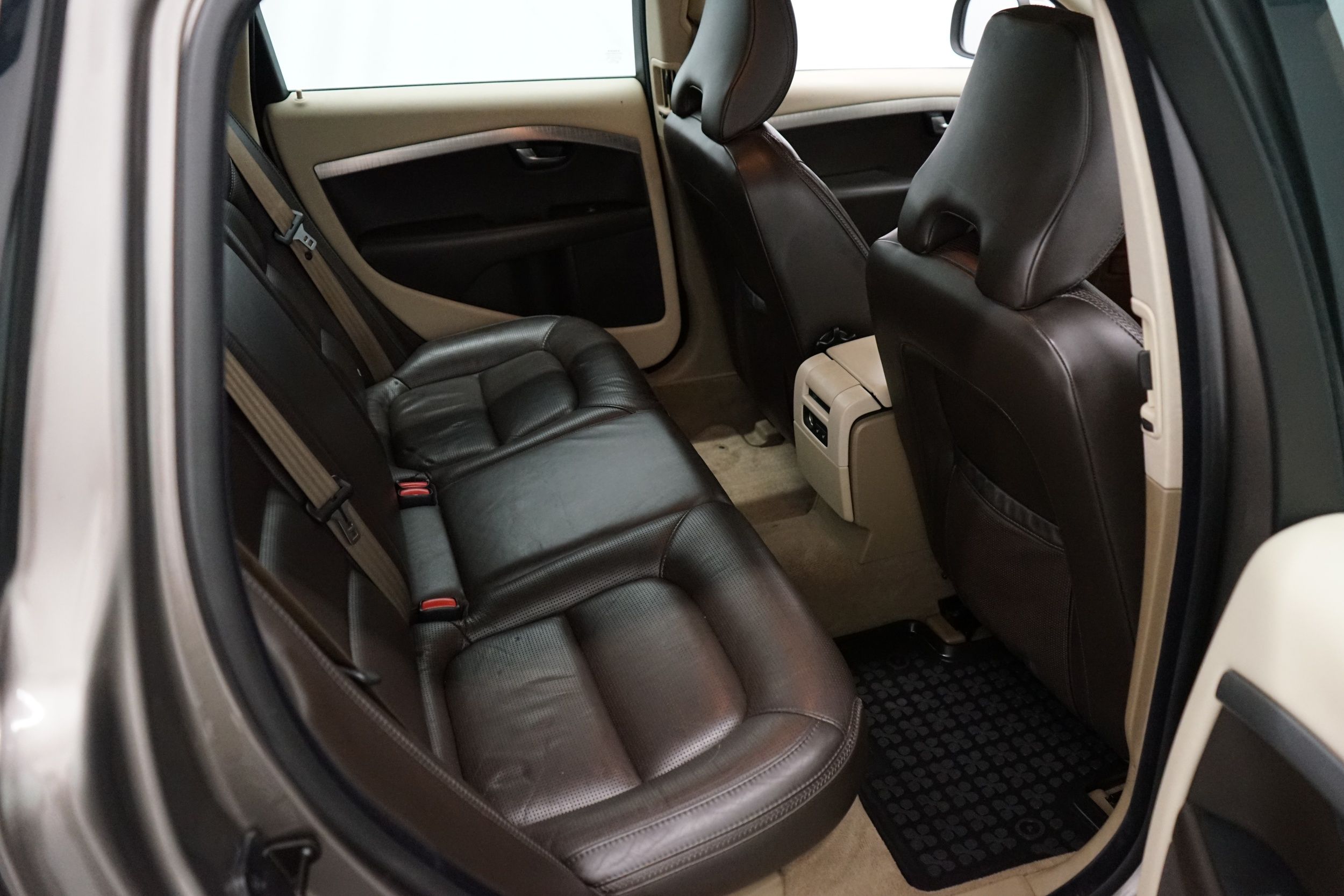 Volvo XC70 3,2 AWD Summum aut 2007, bild 7/18