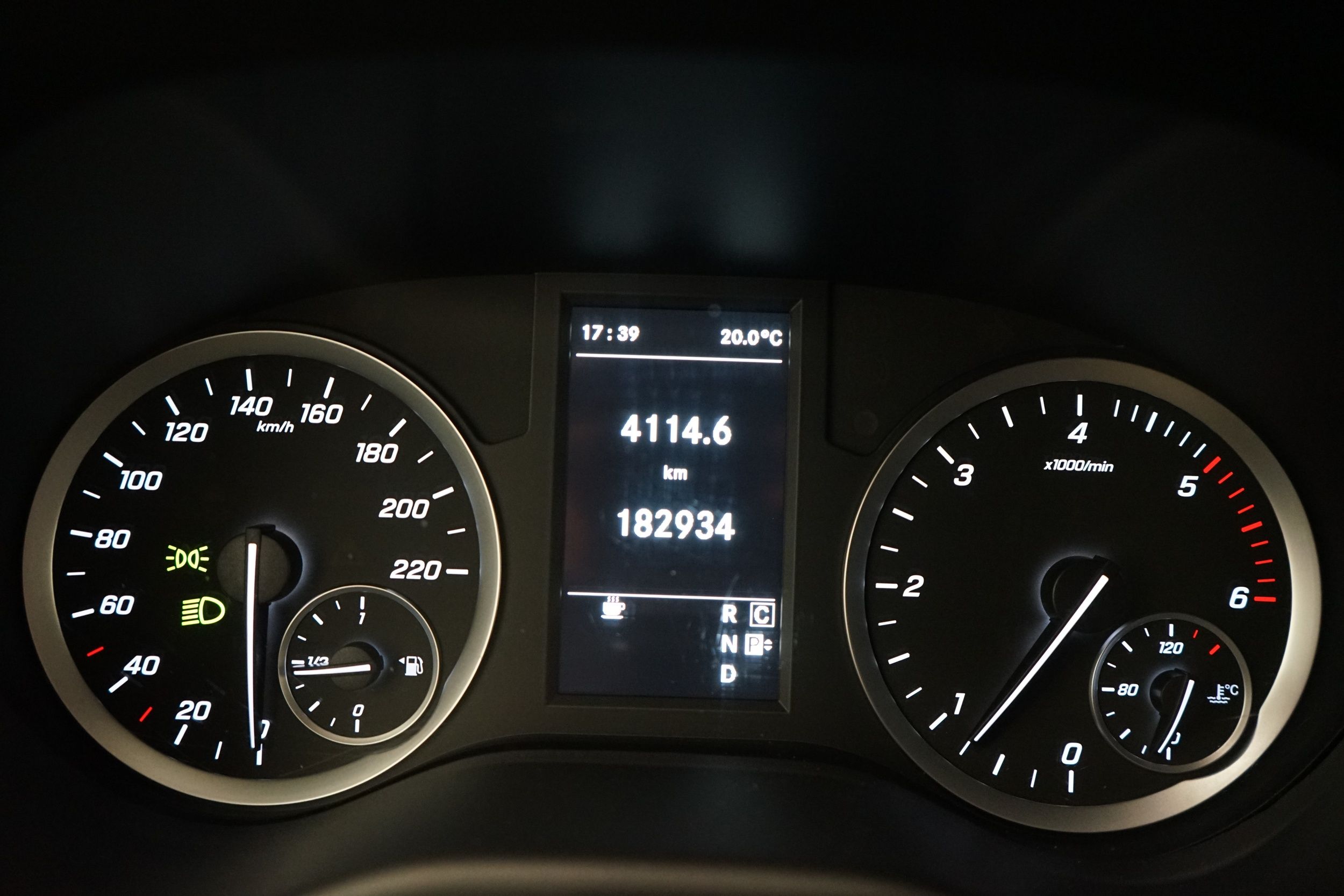 Mercedes-Benz Vito 2020, bild 7/21
