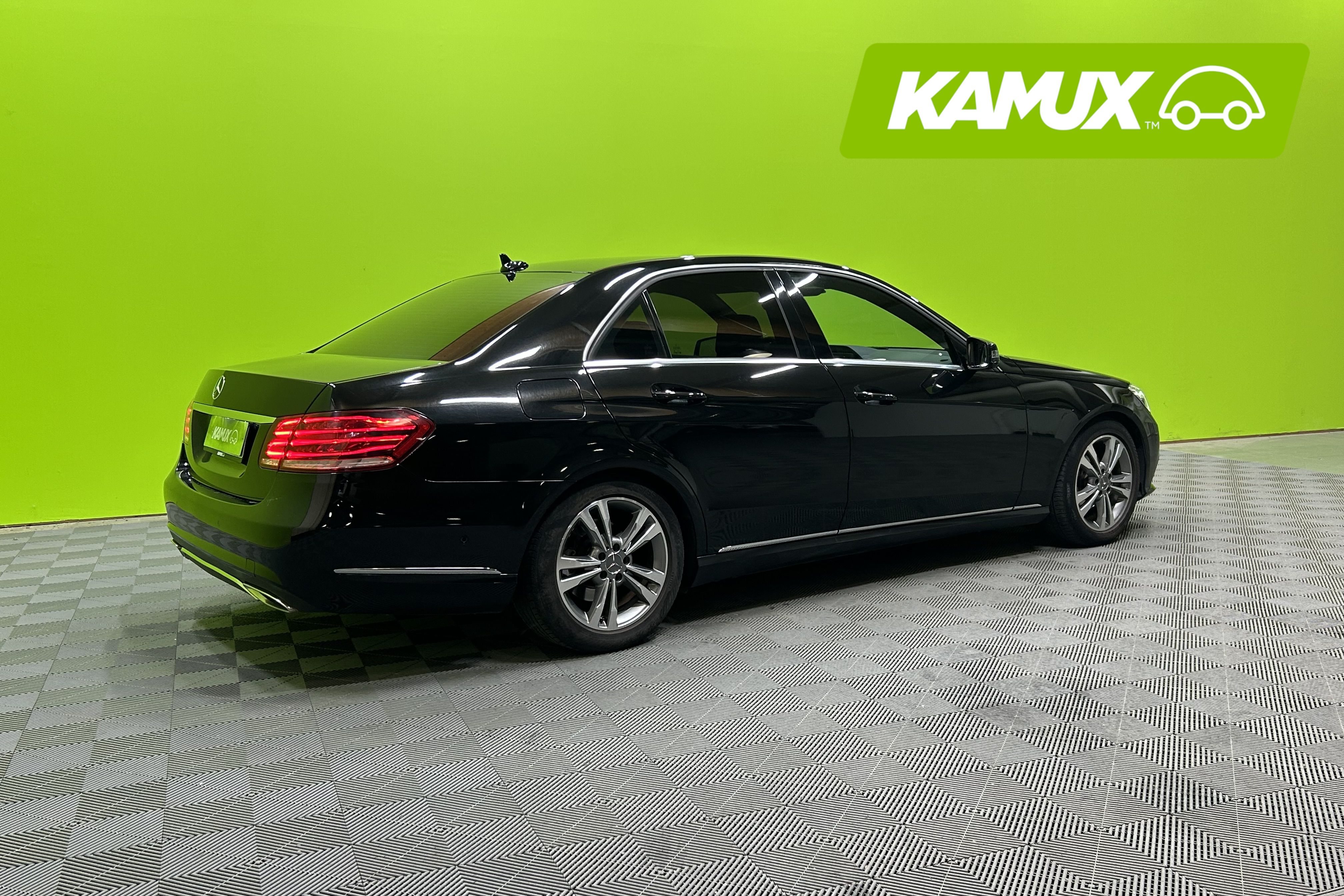 Mercedes-Benz E 2013, bild 3/22