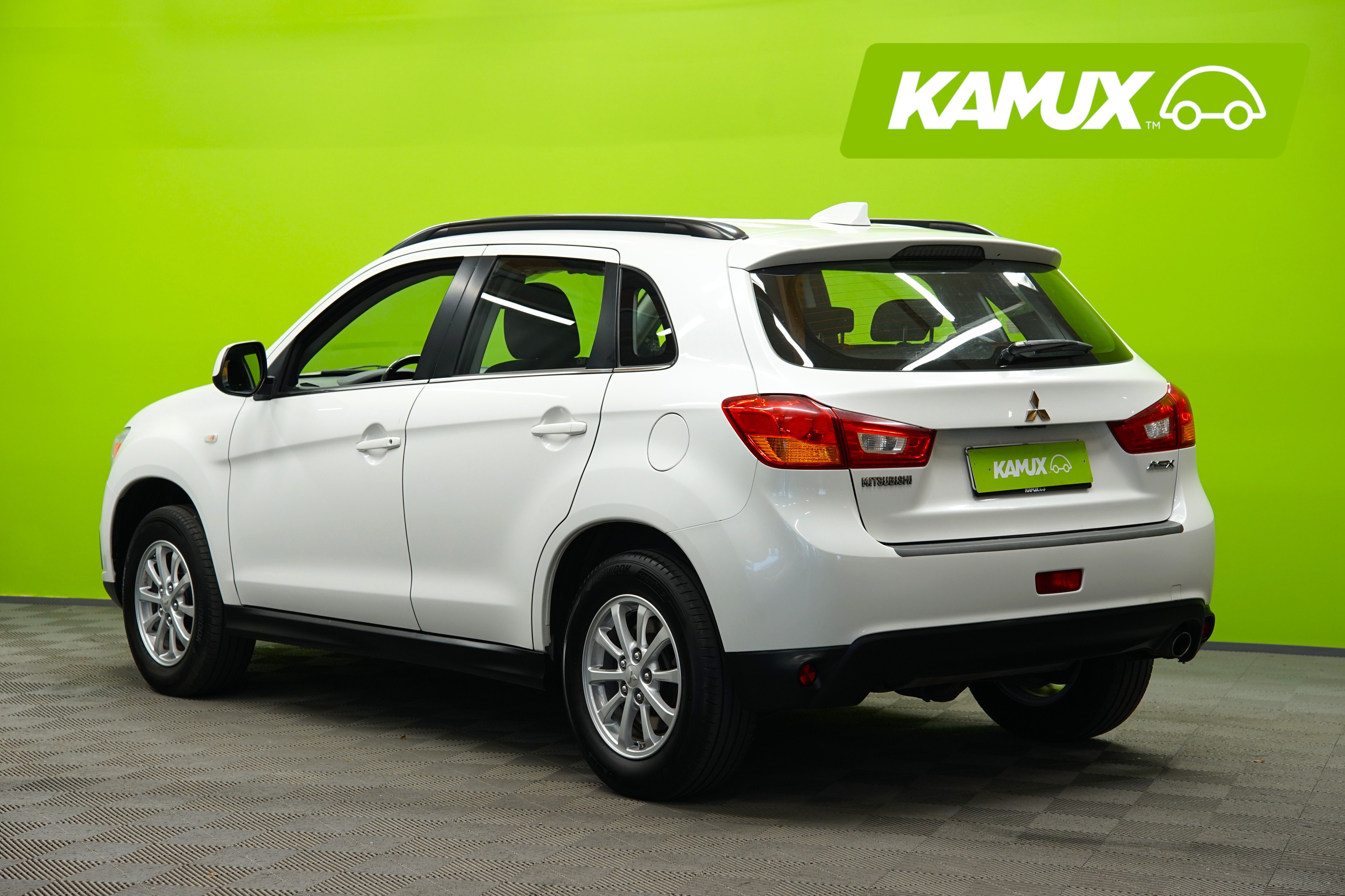 Mitsubishi ASX 1,6 MIVEC Invite 5MT 2017, bild 4/16