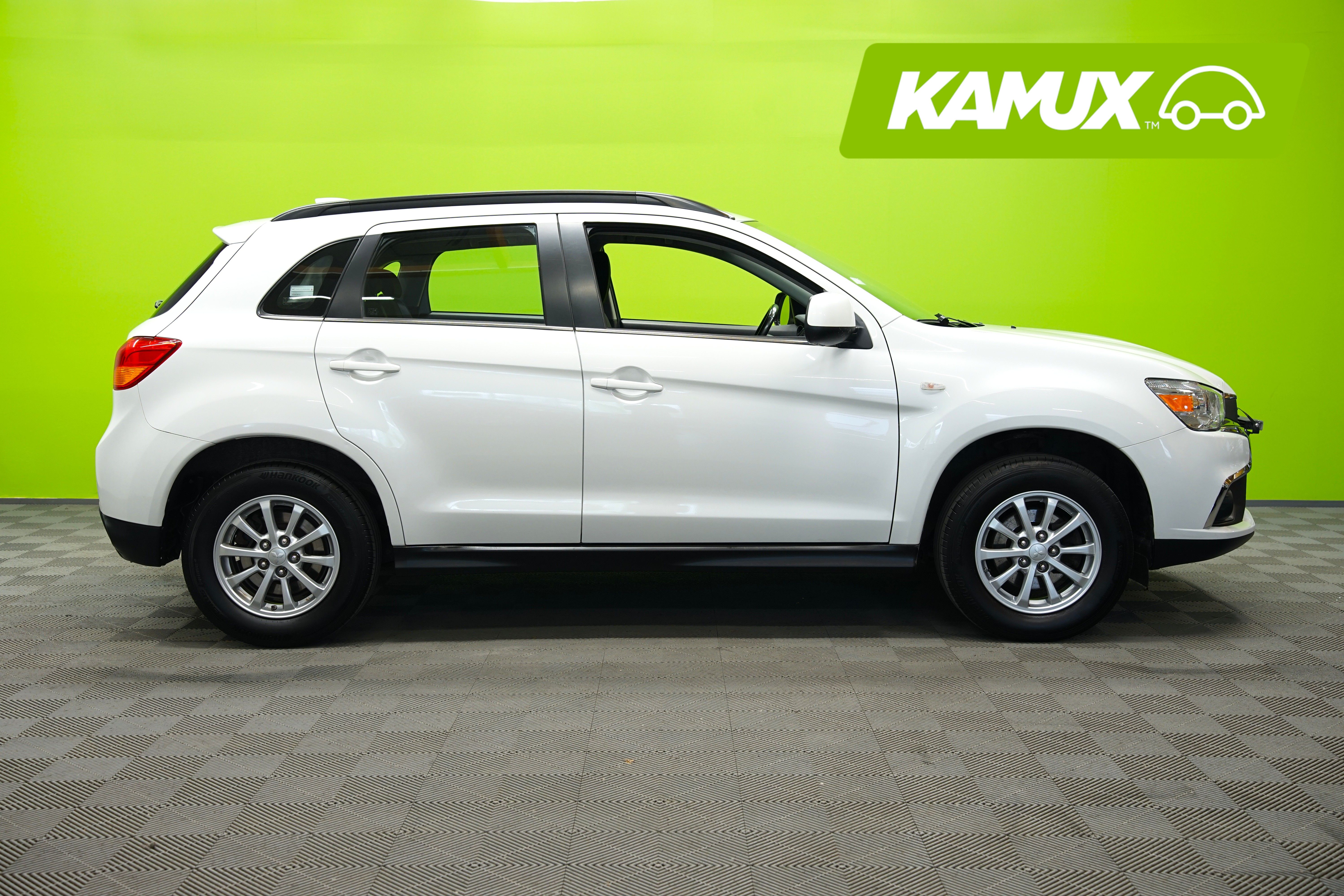 Mitsubishi ASX 1,6 MIVEC Invite 5MT 2017, bild 2/16
