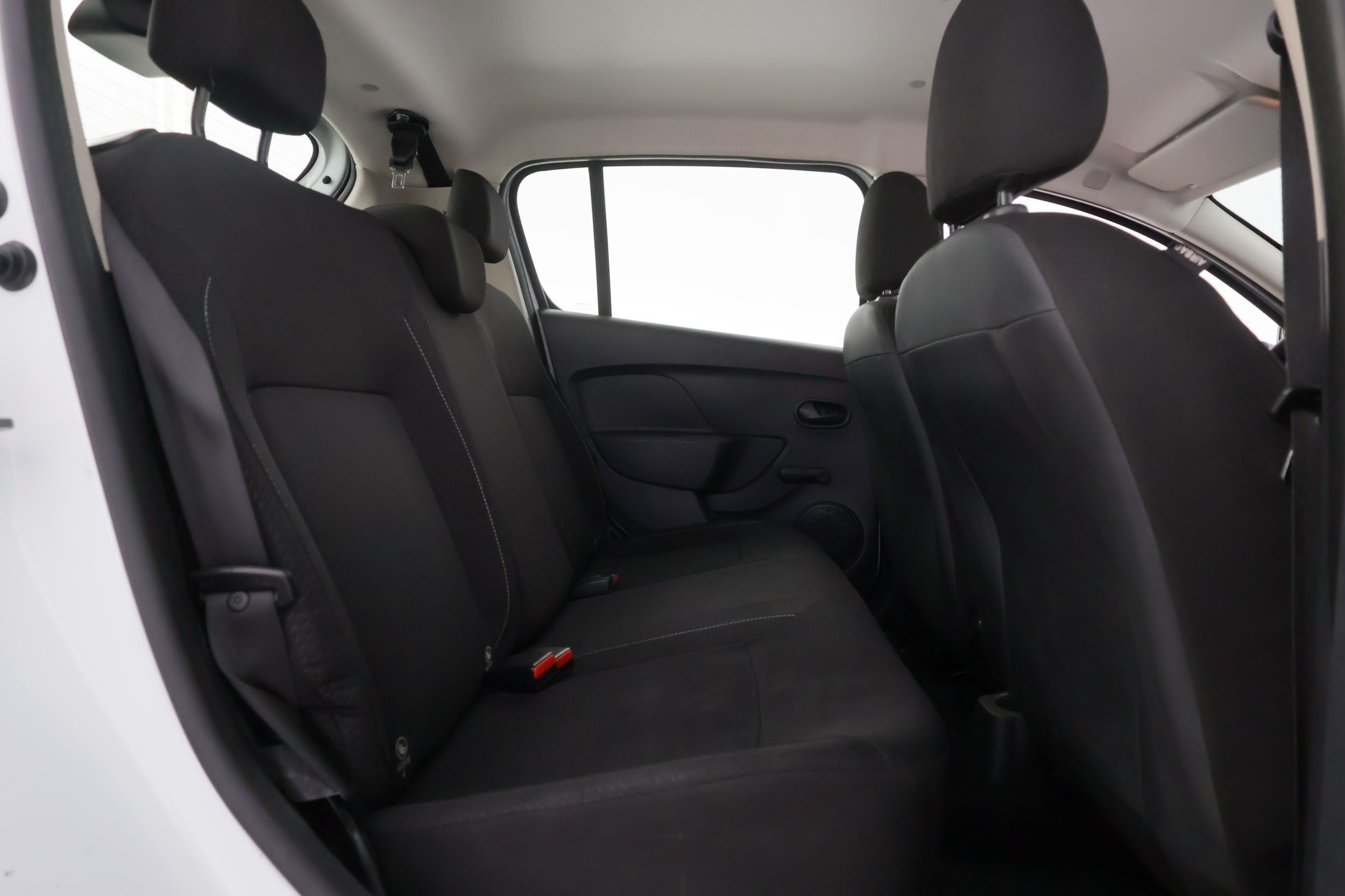 Dacia Sandero TCe 90 Ambiance 2018, bild 7/19