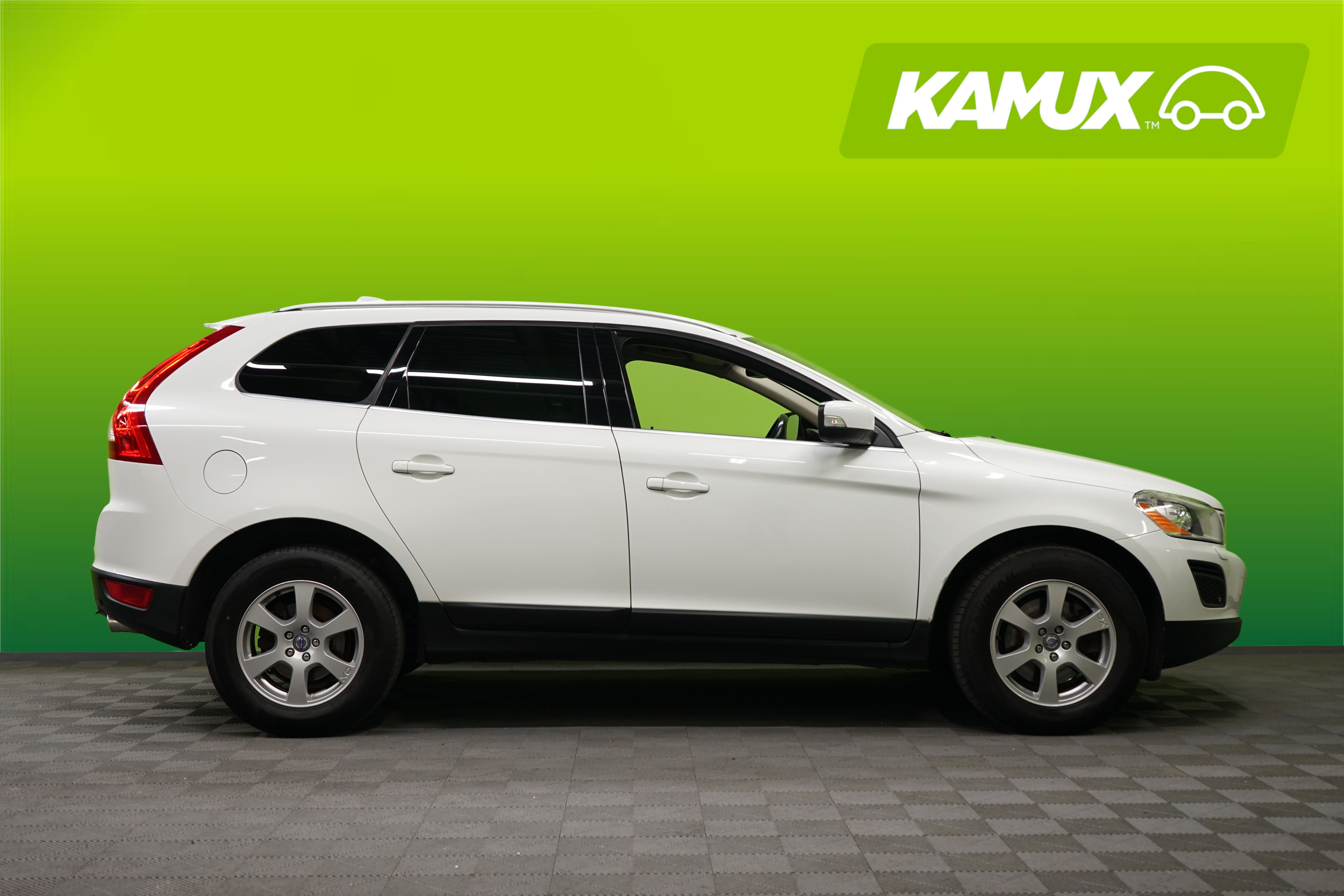 Volvo XC60 D3 AWD Summum aut 2012, bild 2/19