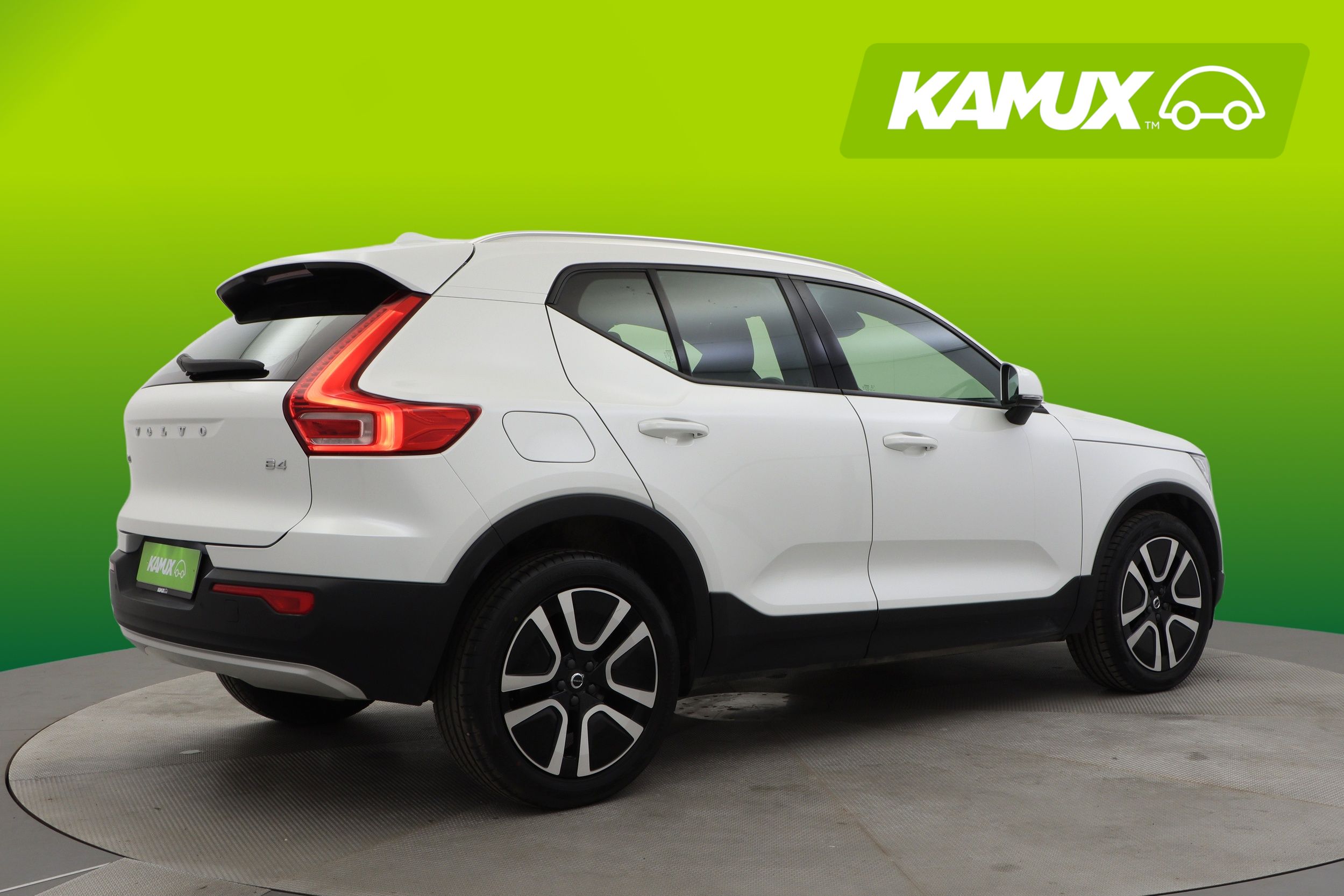 Volvo XC40 B4 MHEV Business aut 2021, bild 2/29