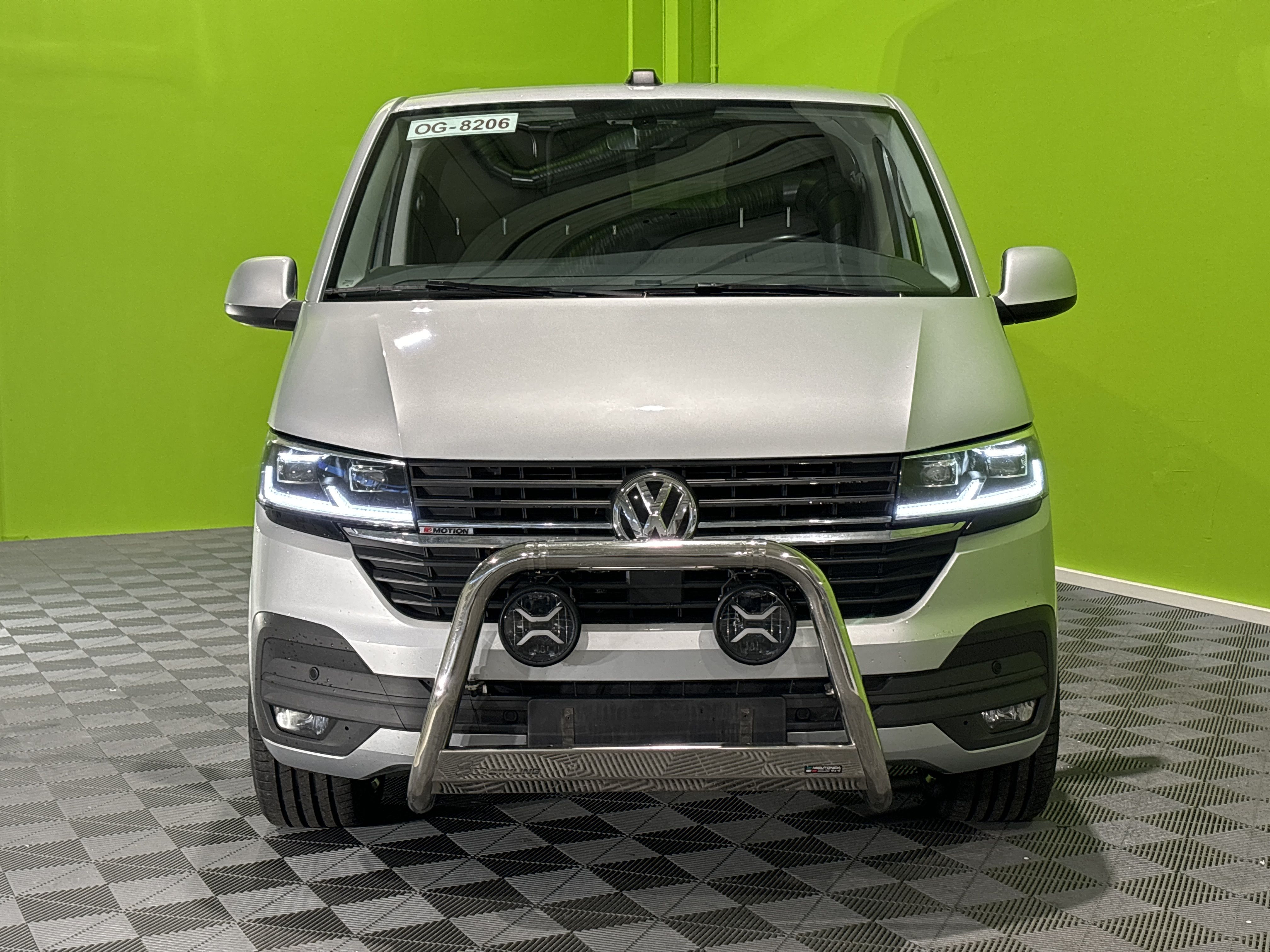 Volkswagen Transporter 2024, bild 2/18