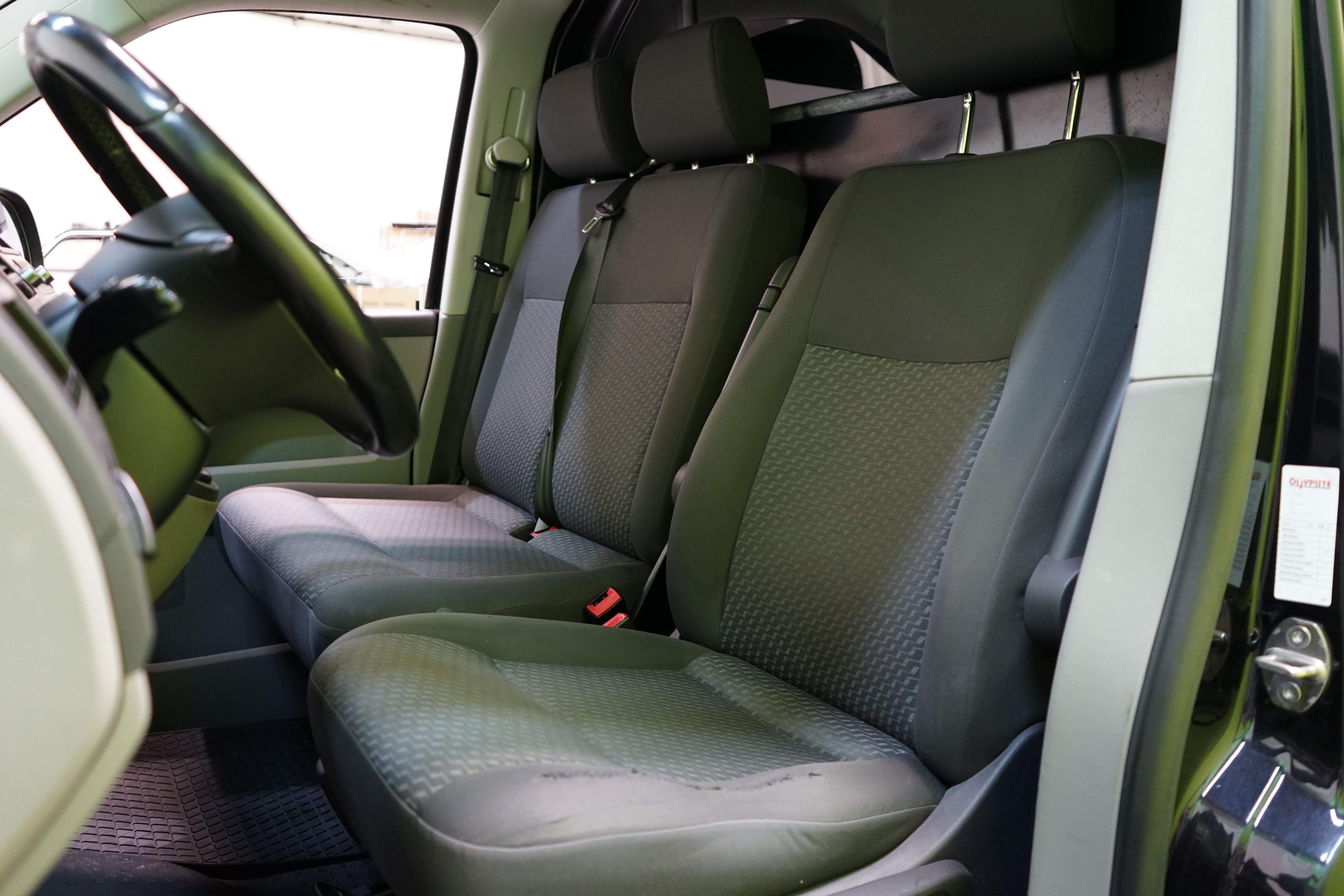Volkswagen Transporter 2015, photo 7/26
