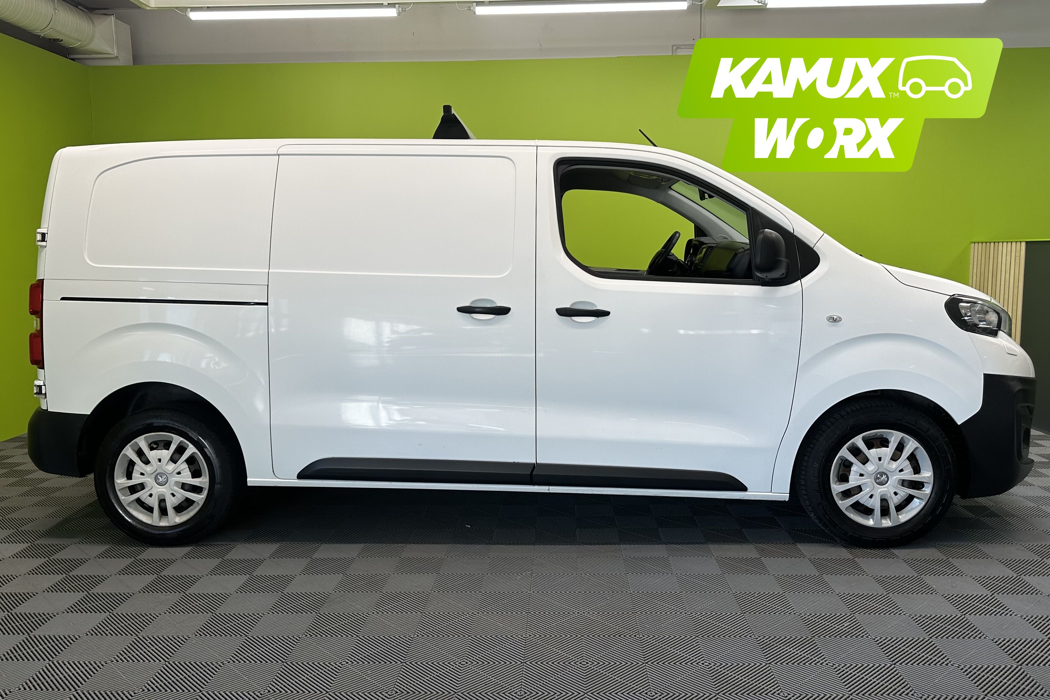 Peugeot Expert BlueHDi 120 M 2018, bild 2/10