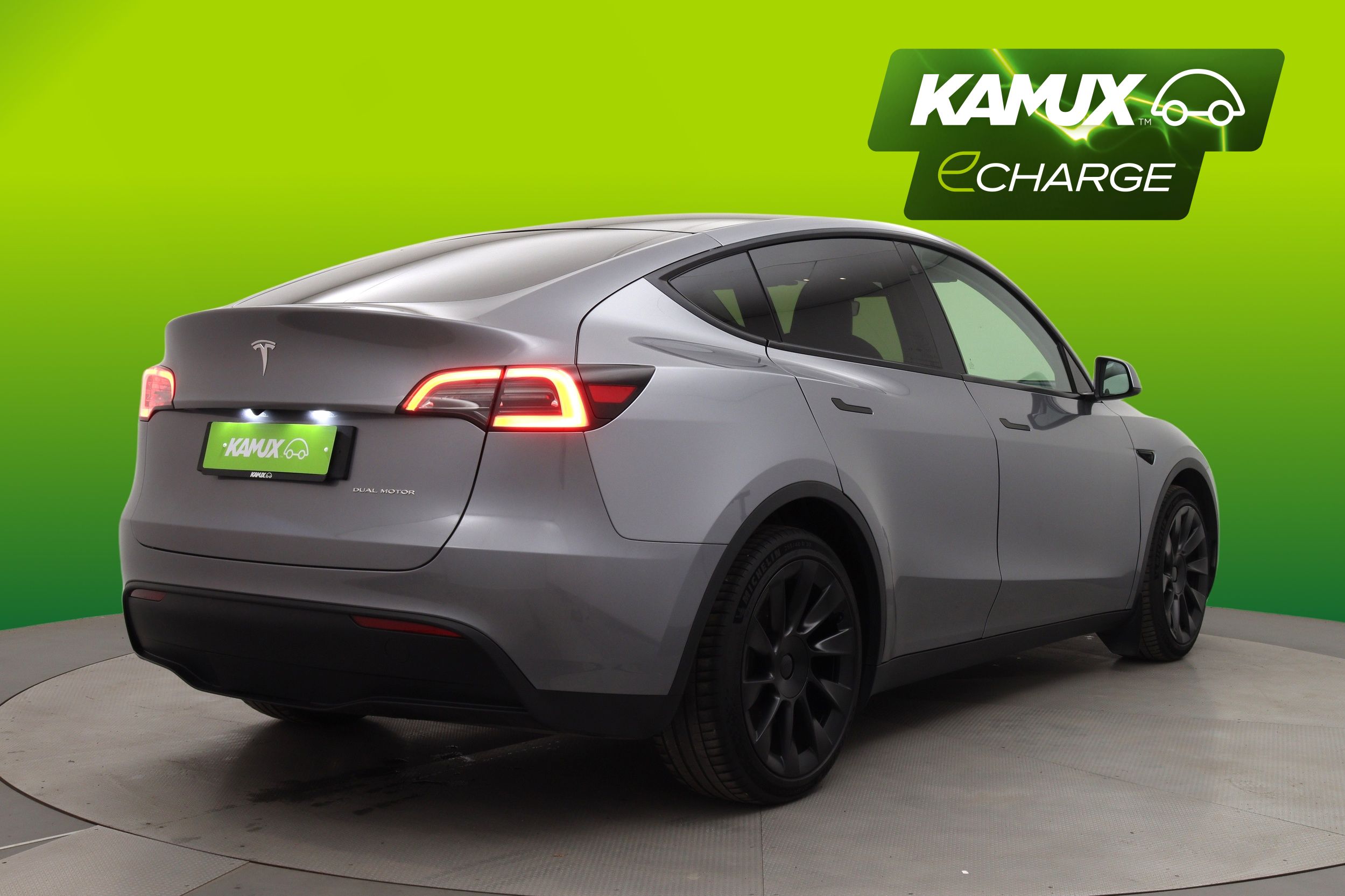 Tesla Model Y Long Range Dual Motor AWD 2023, bild 3/30