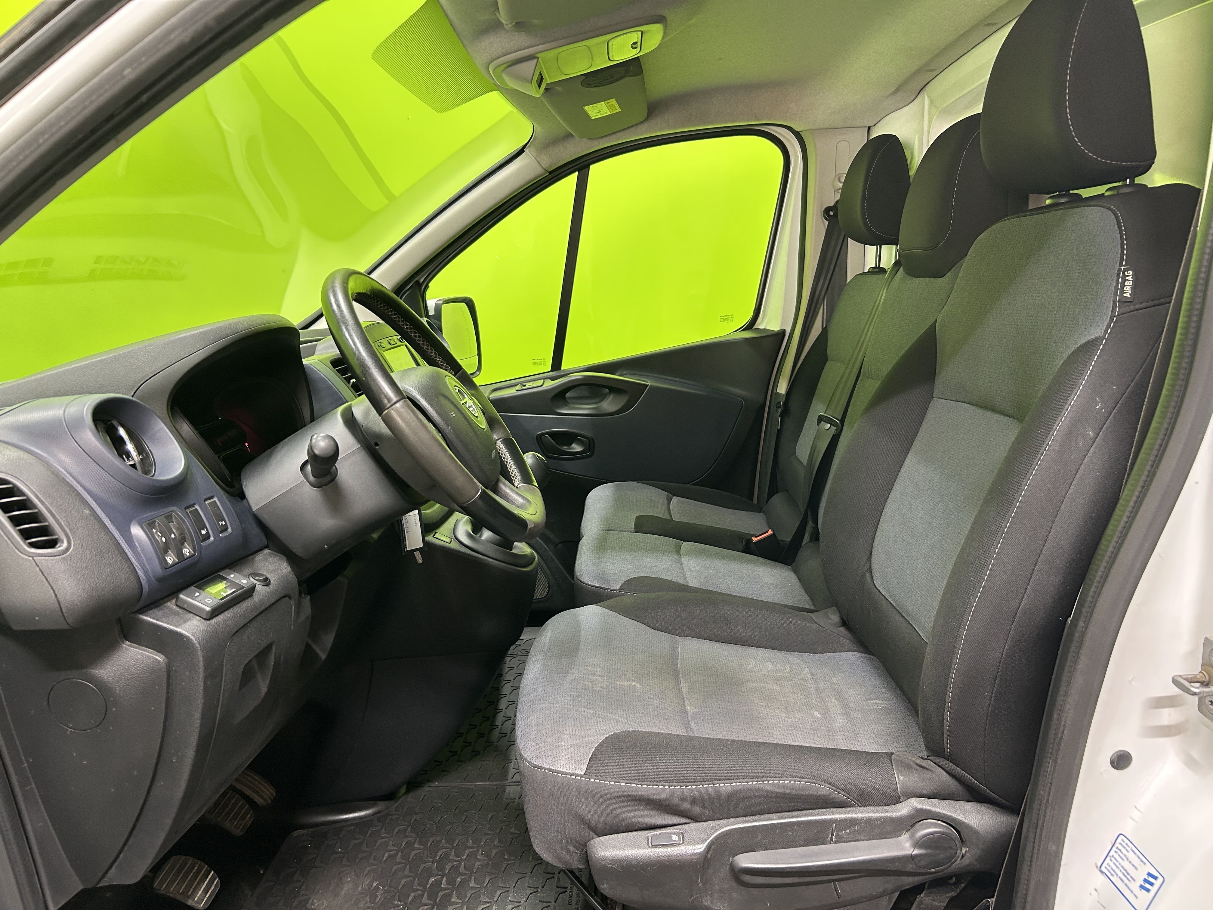 Opel Vivaro 2017, bild 7/19
