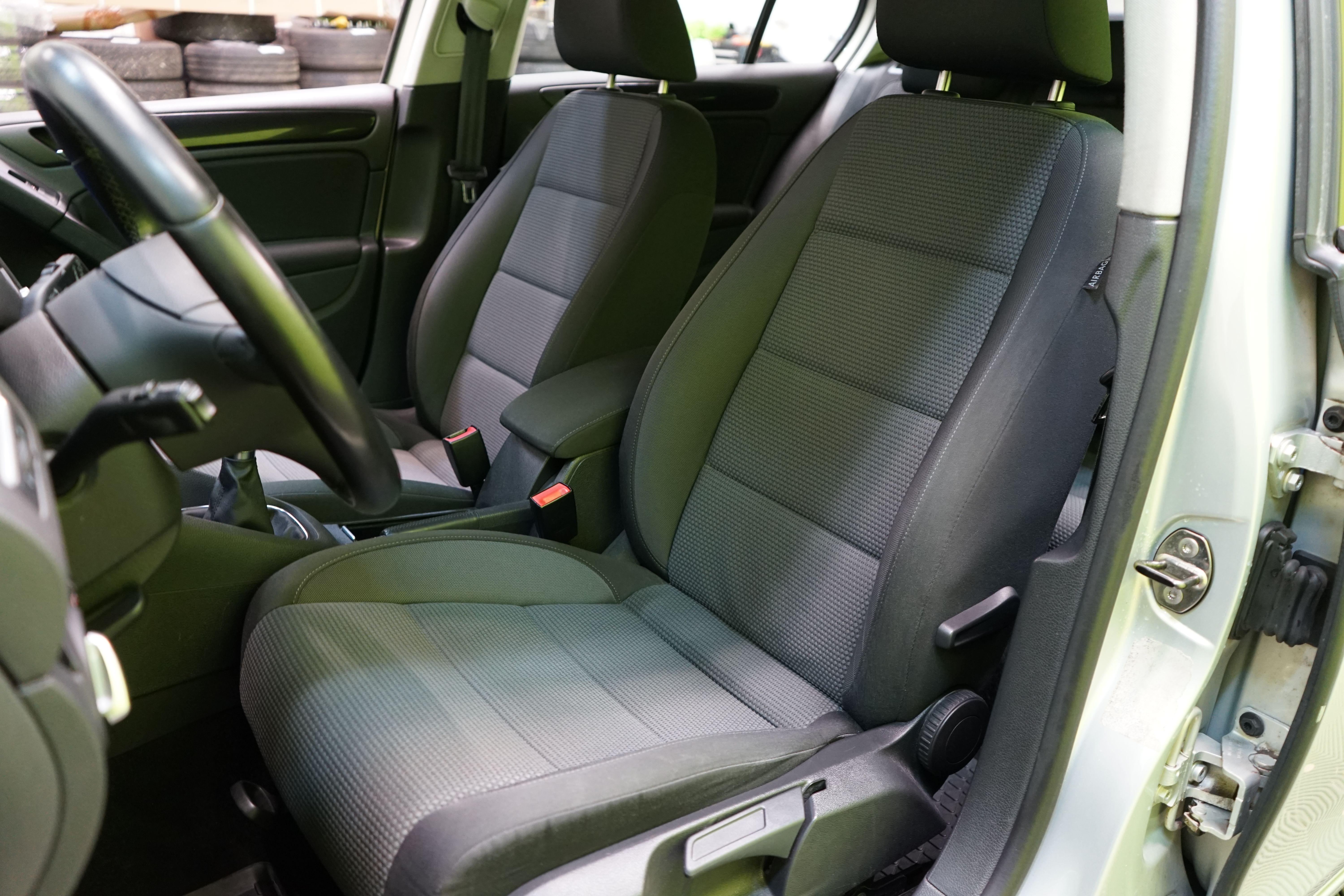 Volkswagen Golf 2010, bild 7/21