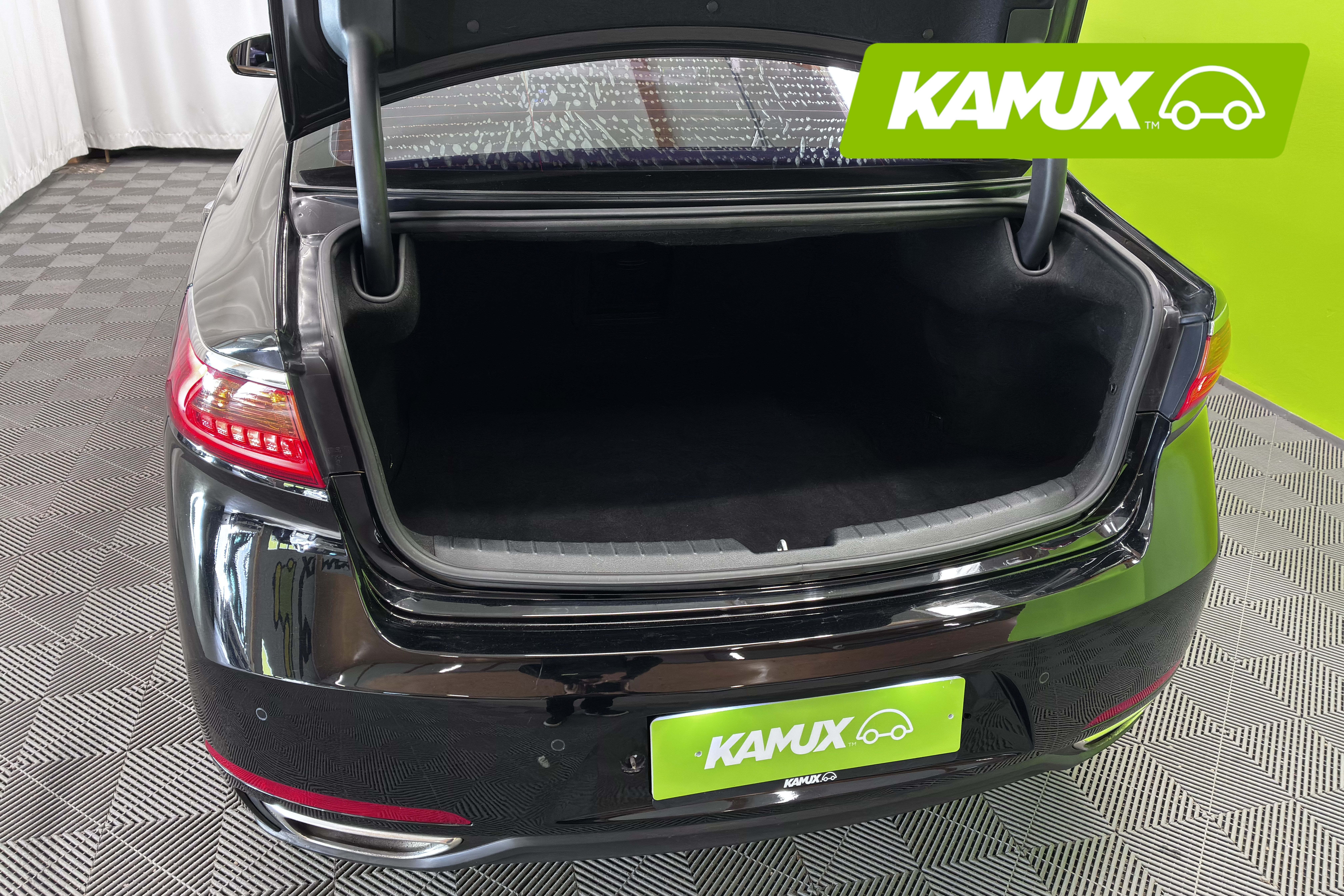 Kia K7 SEDAN 2016, bild 6/14