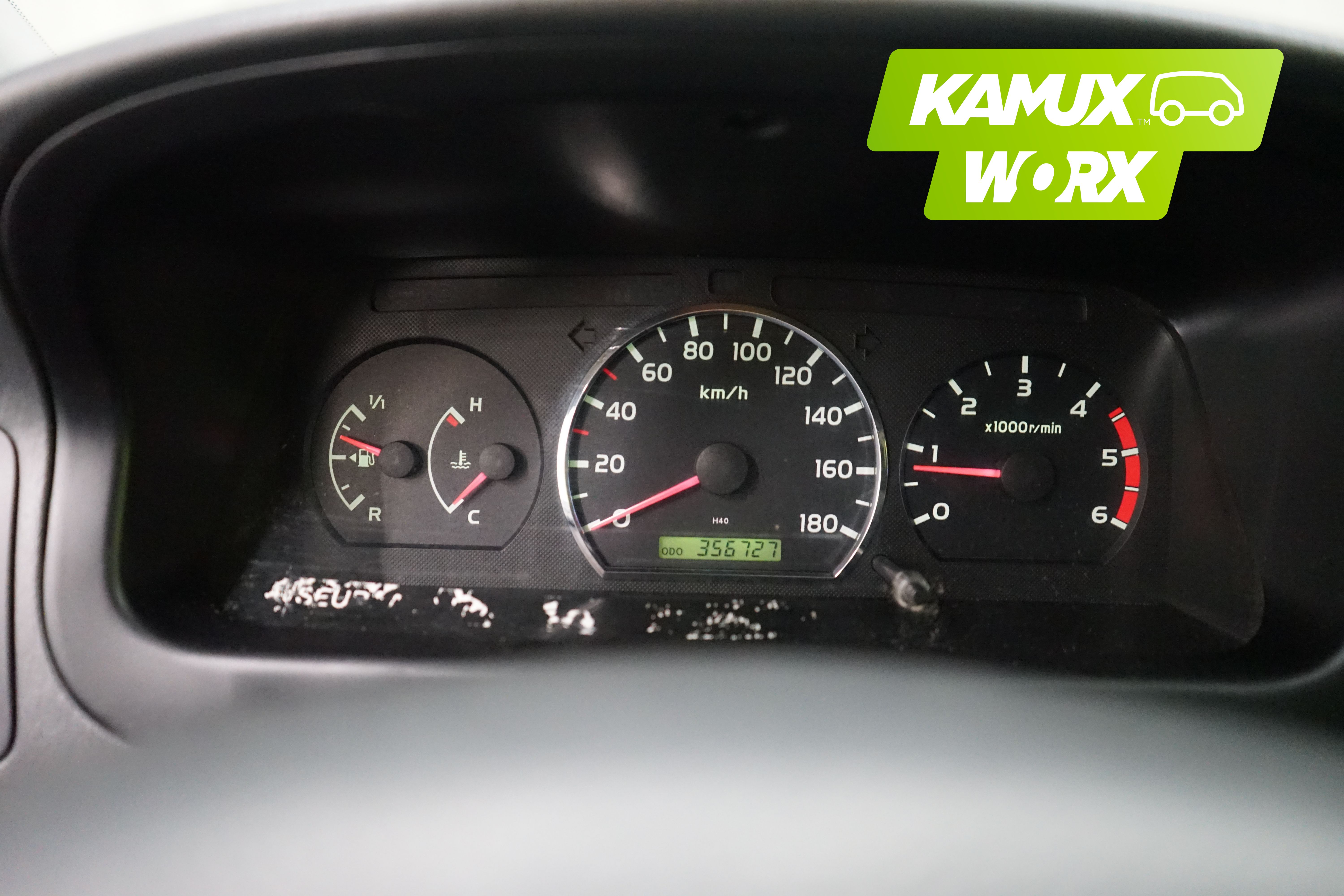 Toyota Hiace 2,5 D-4D 4WD 117 5ov pitkä 2010, bild 7/16