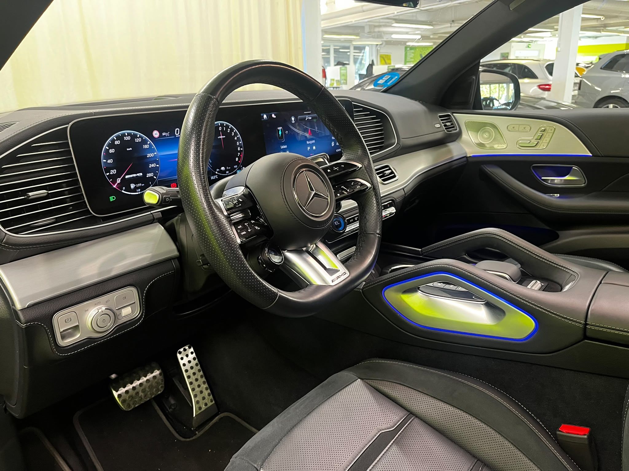 Mercedes-Benz GLE 53 AMG 2025, bild 3/10