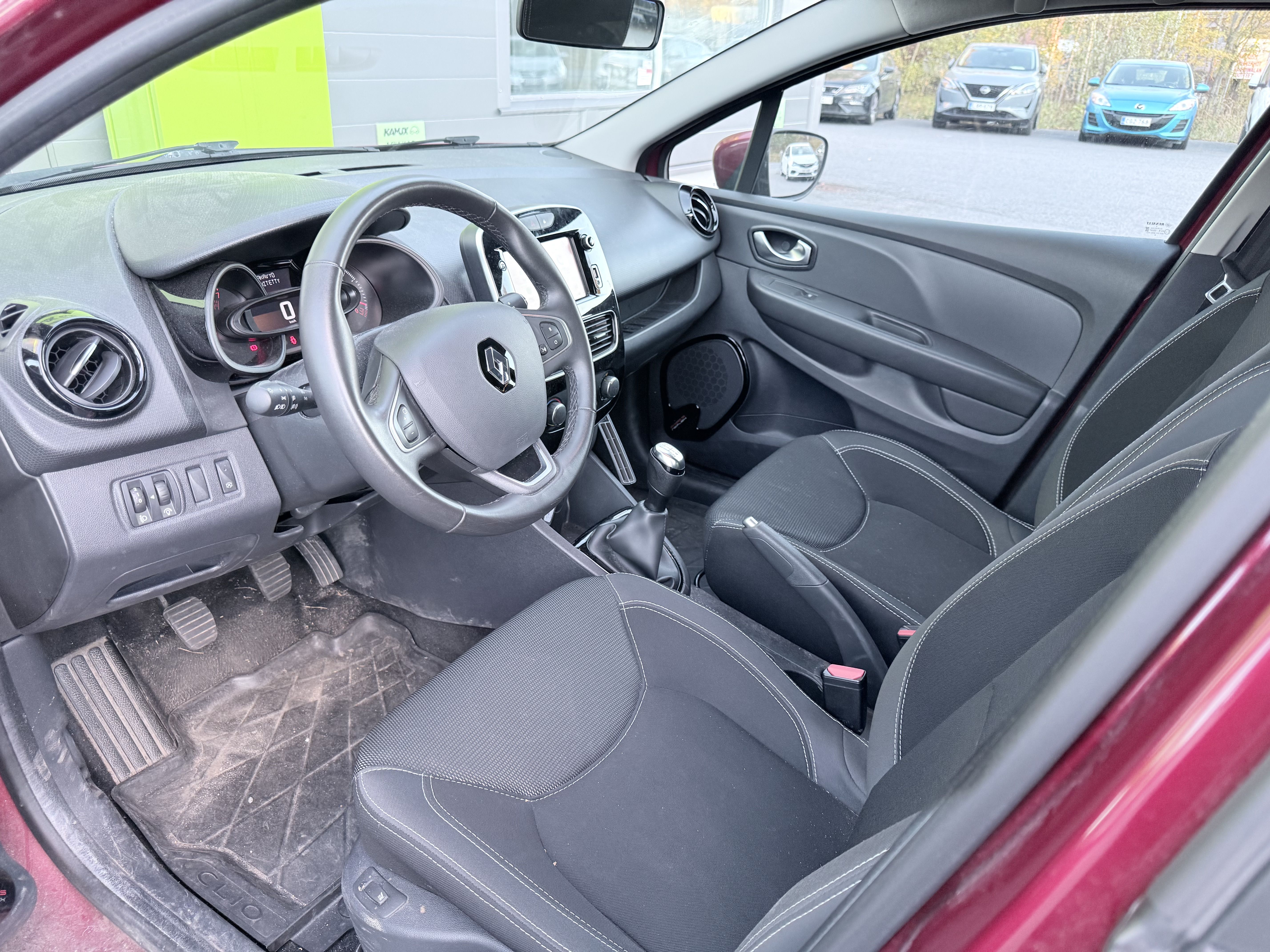 Renault Clio Sport Tourer TCe 90 Fête 2018, bild 7/10