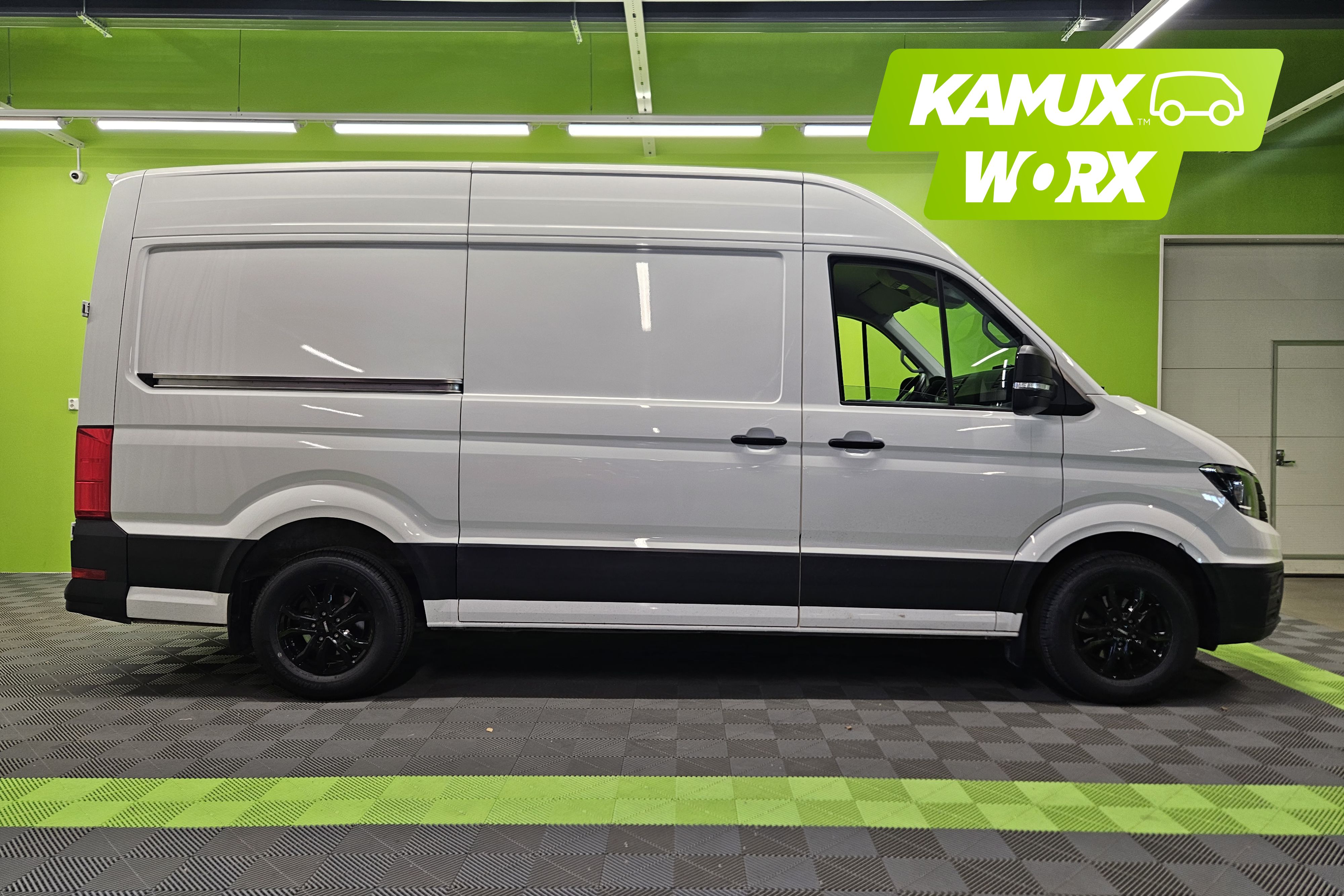 Volkswagen Crafter 2,0 TDI 103 kW 8at 2020, bild 2/18