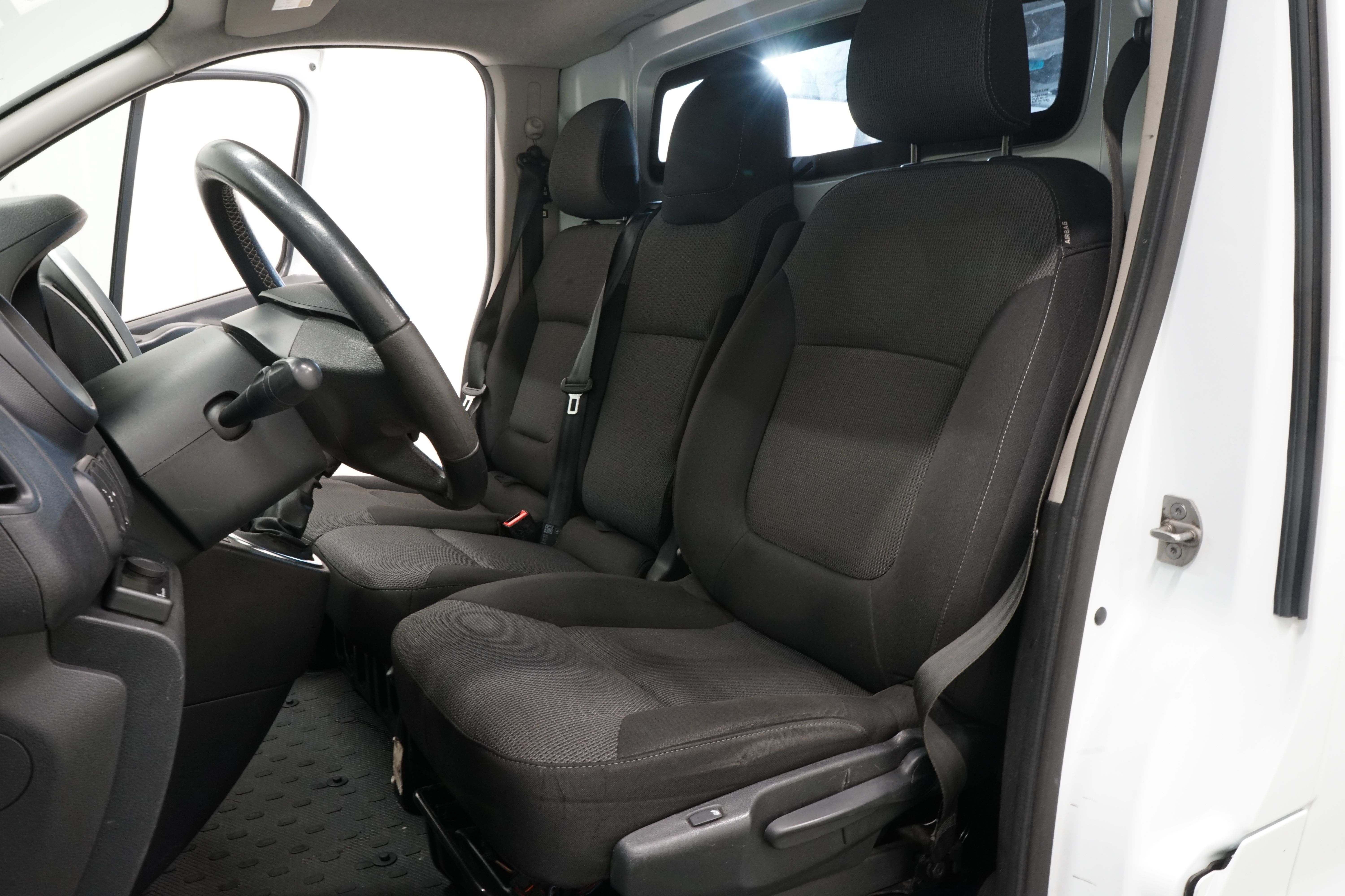 Renault Trafic 2021, bild 7/15