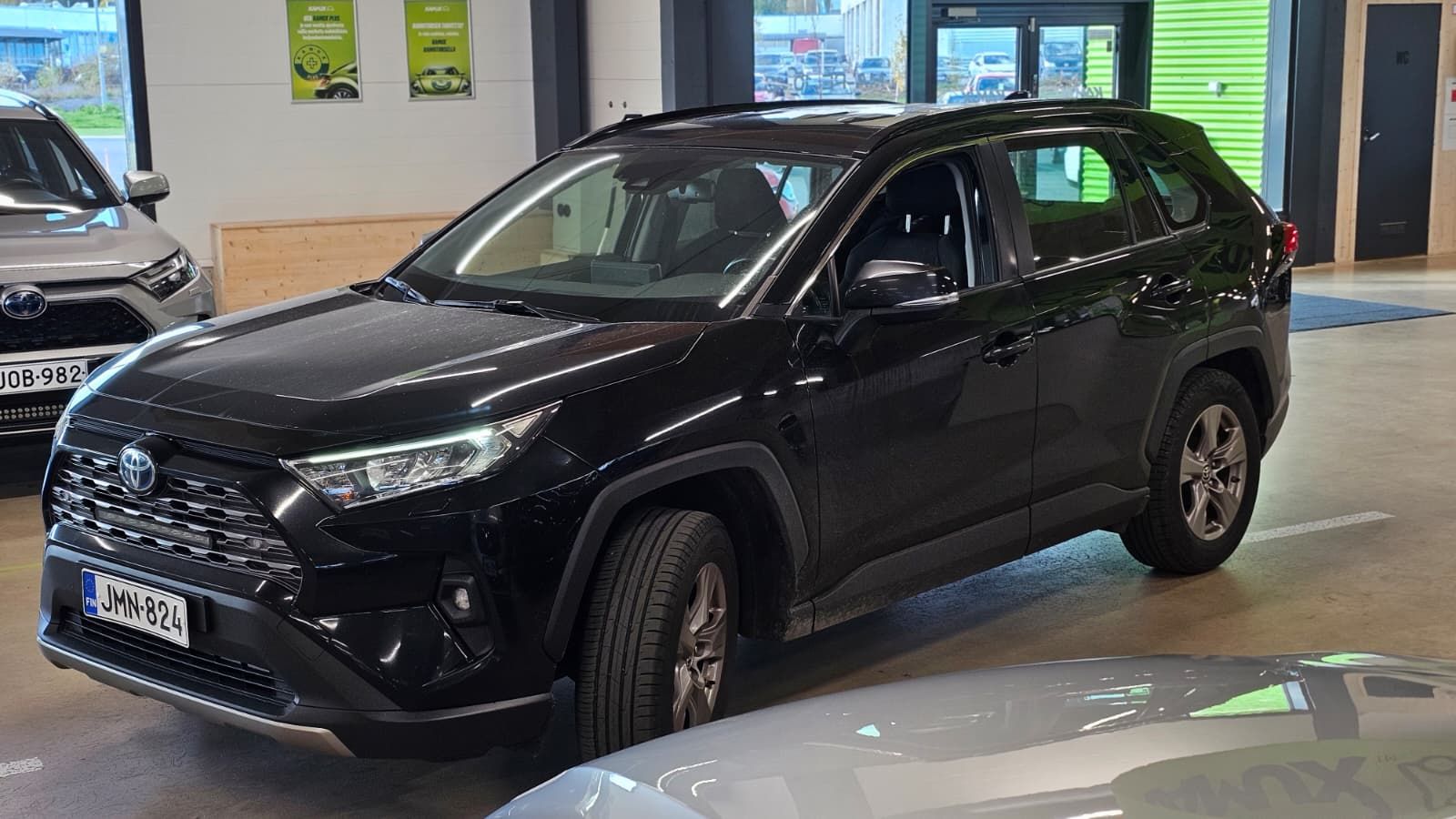 Toyota RAV4 2.5 VVT-i Hybrid 2022, bild 2/13