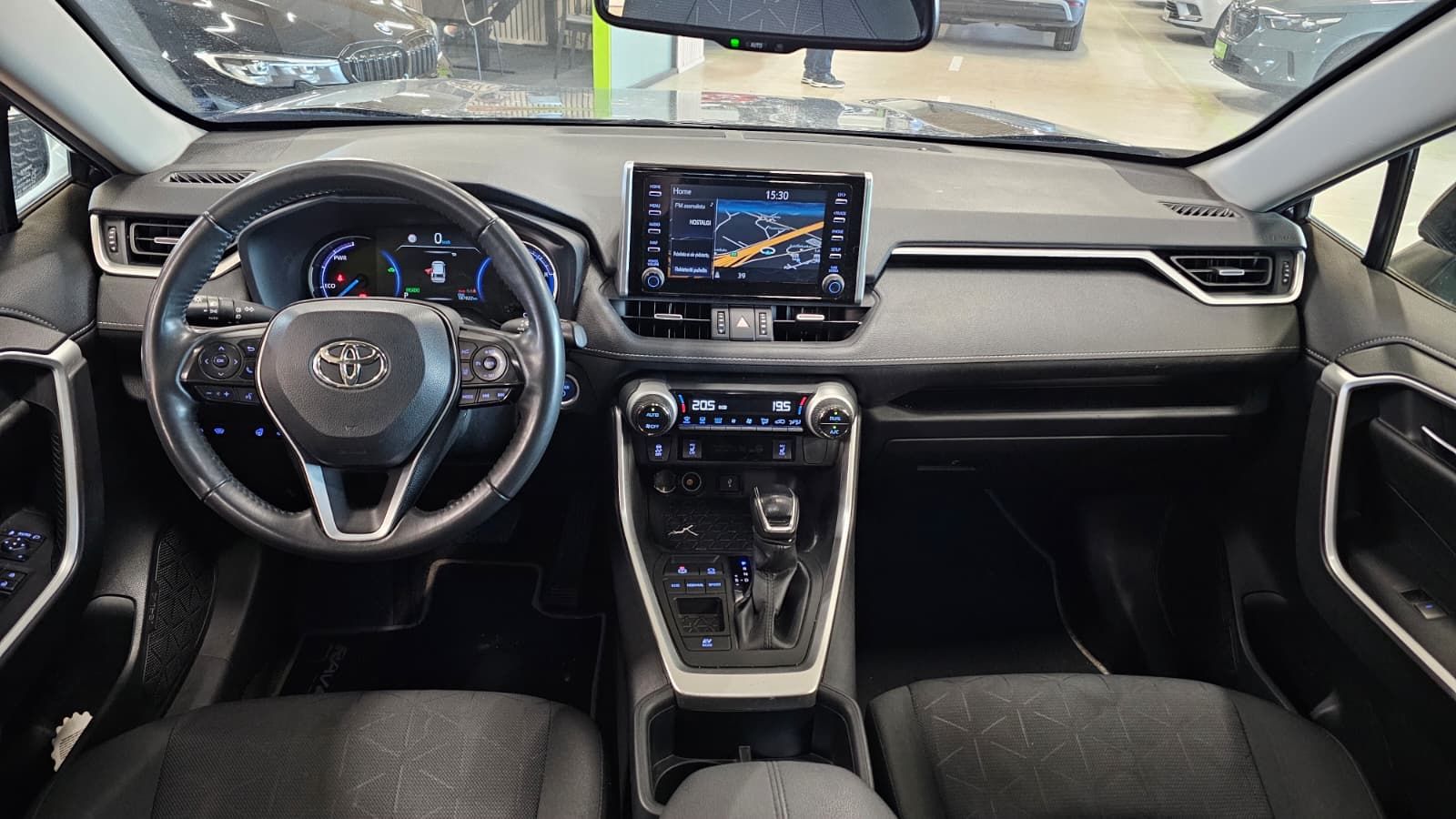 Toyota RAV4 2.5 VVT-i Hybrid 2022, bild 7/13