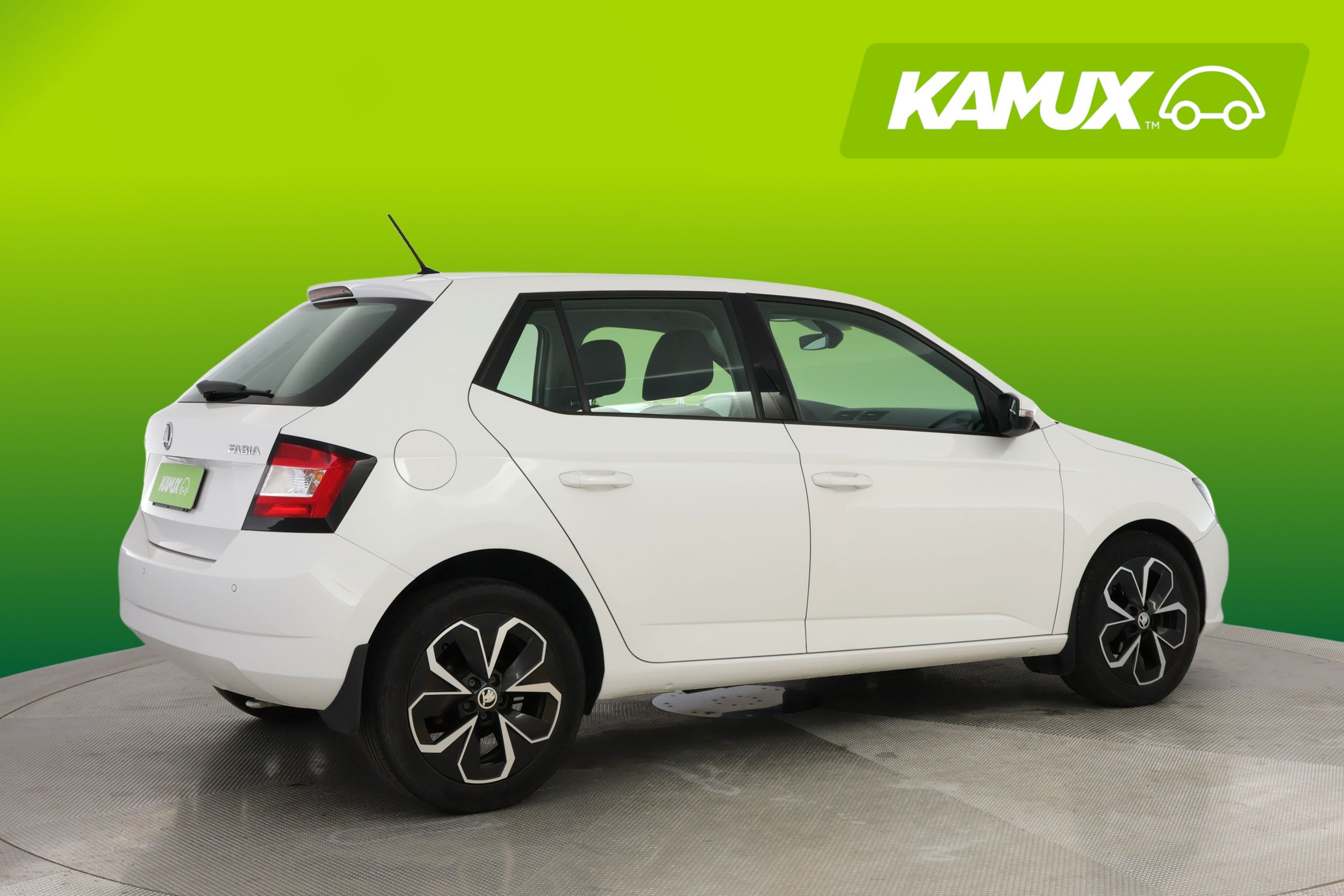 Skoda Fabia 1,0 TSI 95 Ambition 2018, bild 2/19
