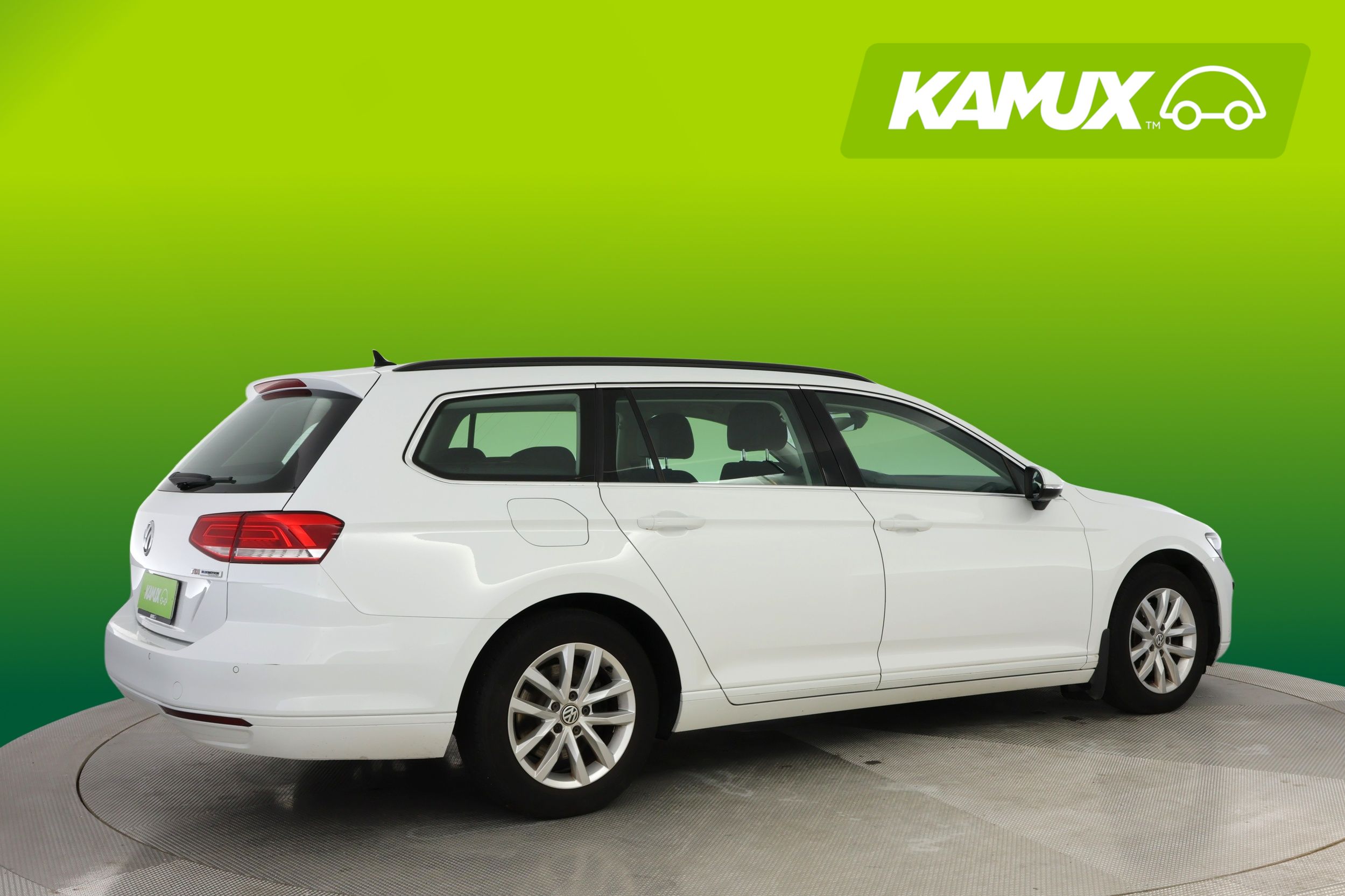 Volkswagen Passat 2016, bild 2/24