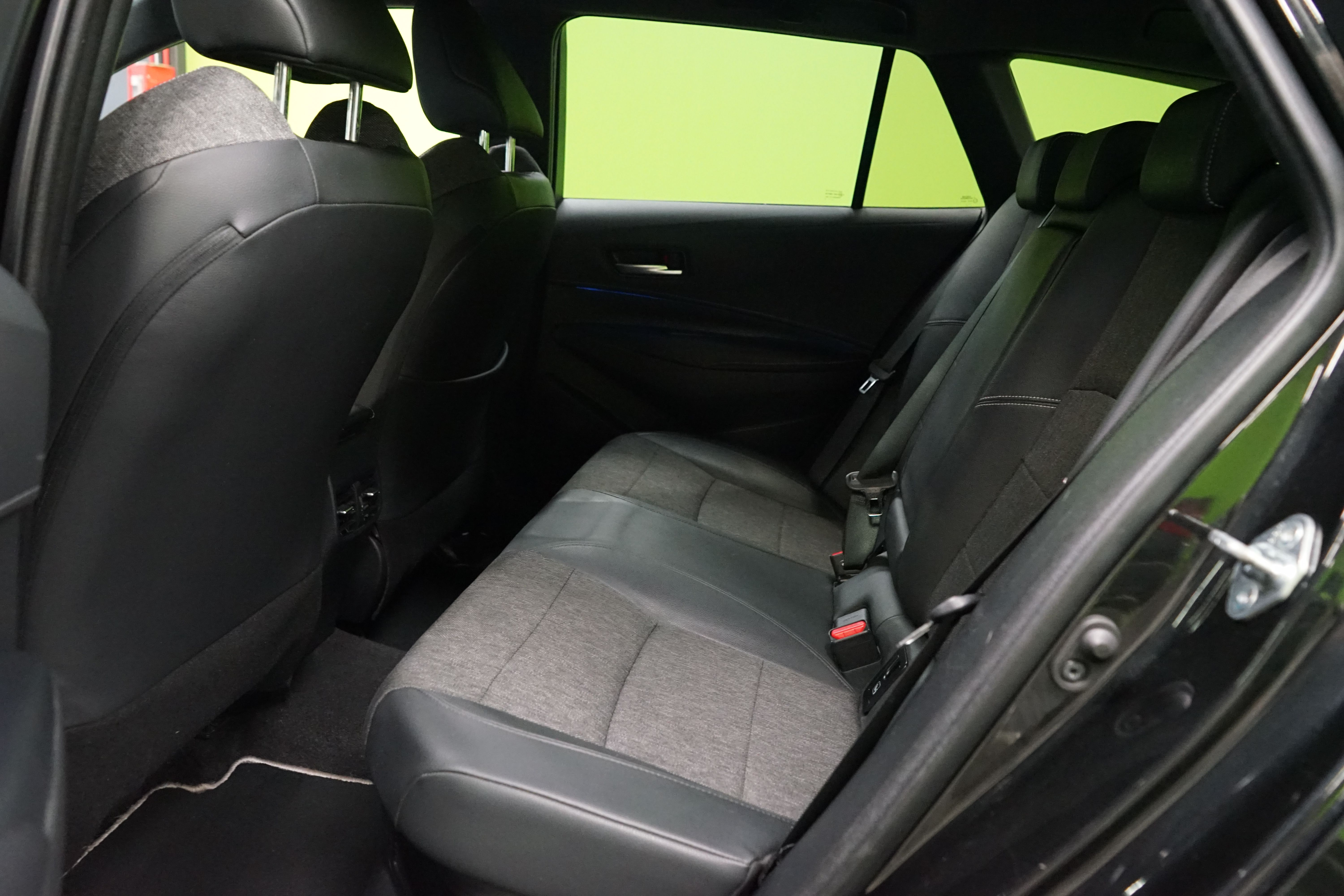 Toyota Corolla 2023, photo 7/22