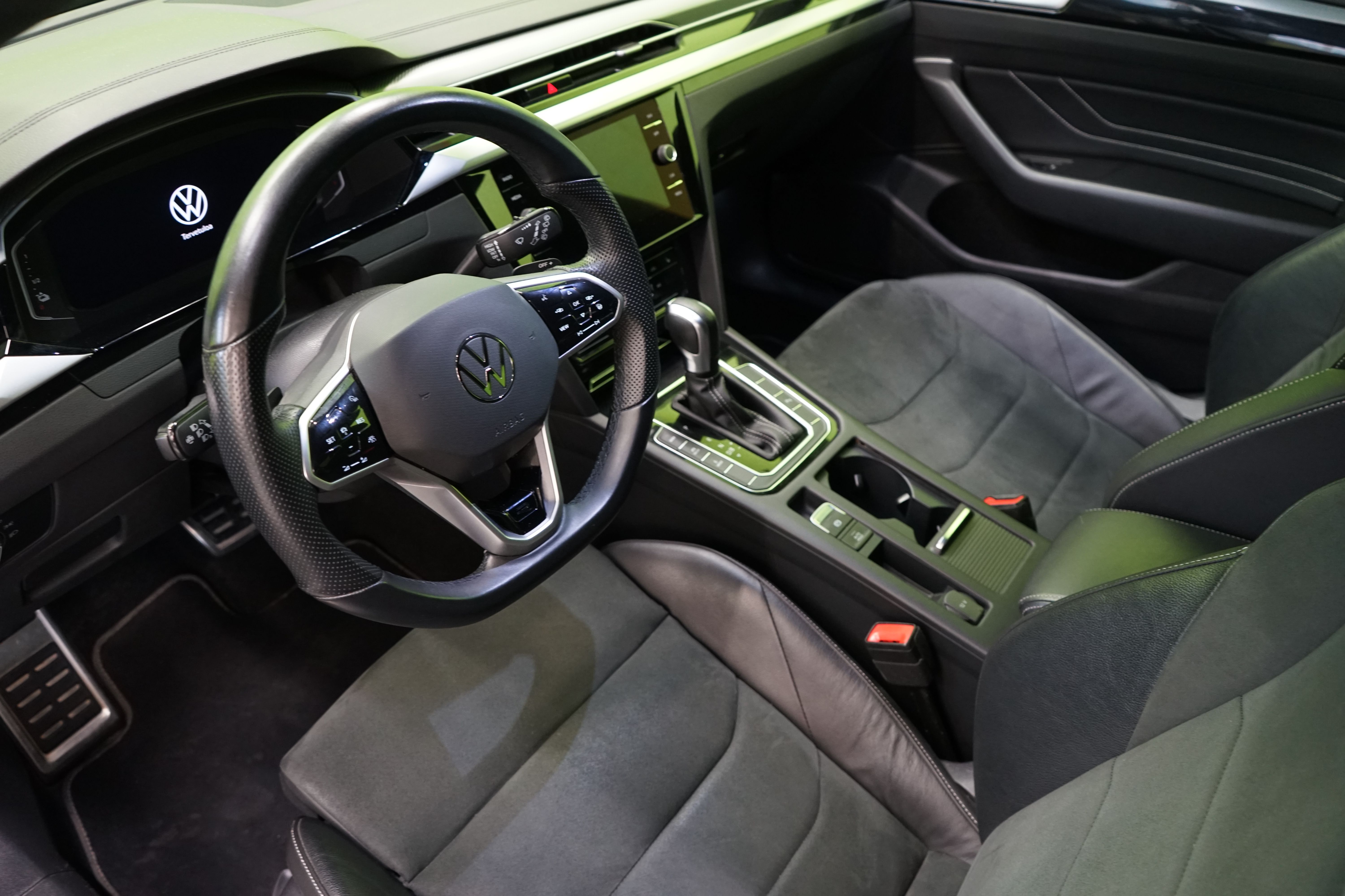 Volkswagen Arteon 2021, bild 6/25