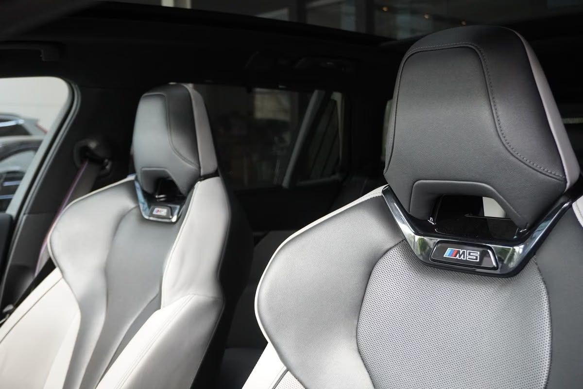 BMW M5 G99 Touring xDrive 2025, bild 3/3