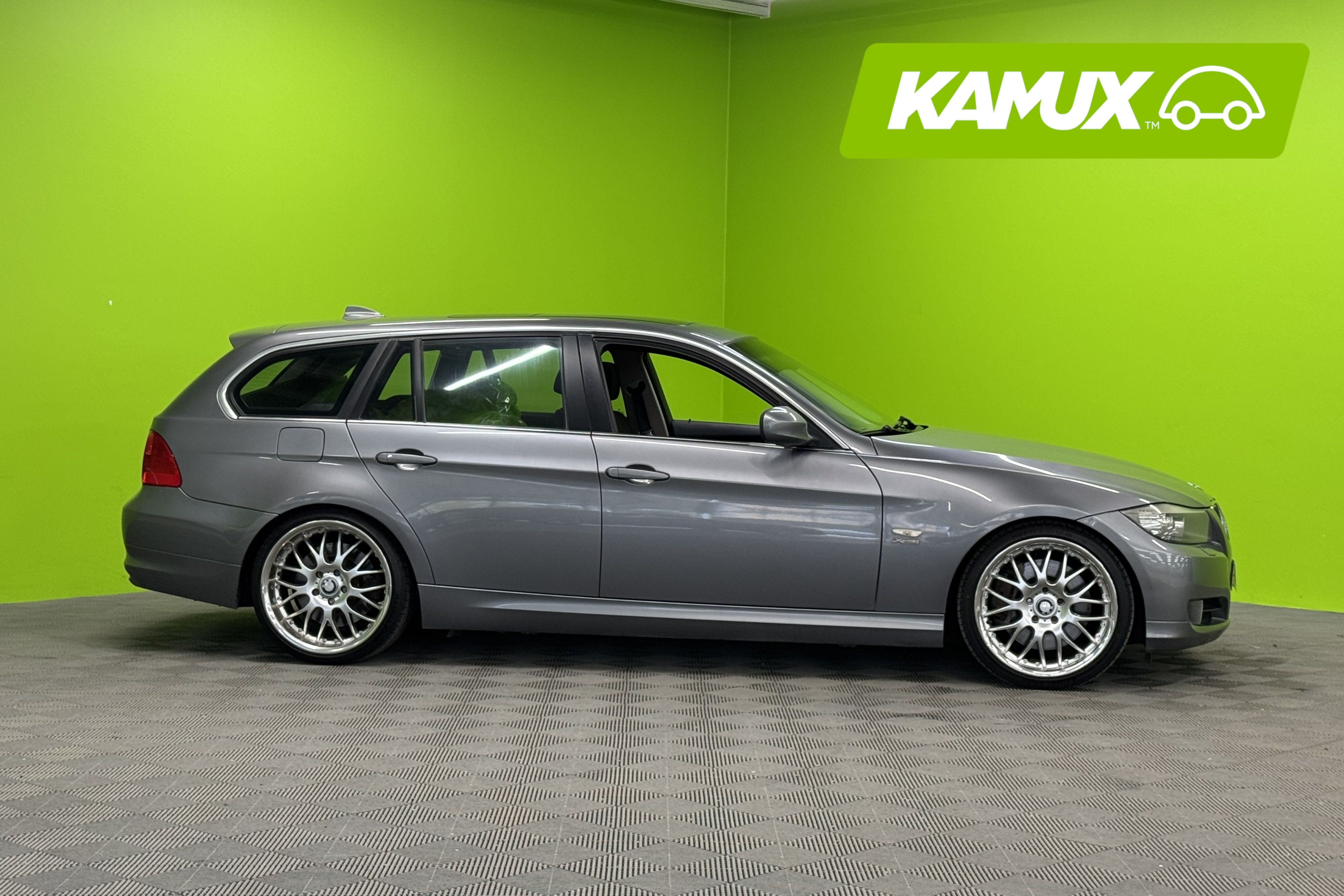 BMW 330 E91 Touring xDrive LCI 2009, kuva 2/18